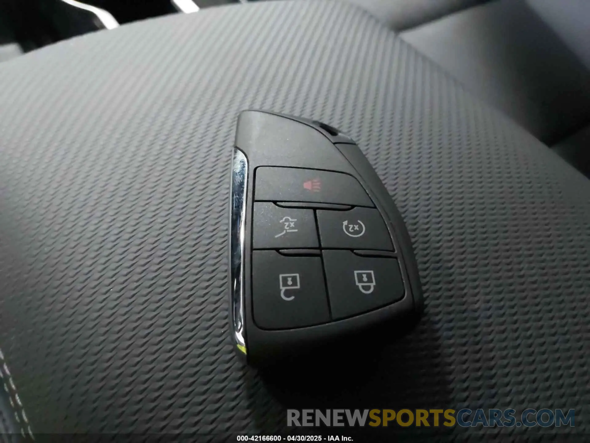 11 Photograph of a damaged car 3GNAXPEG5SL180460 CHEVROLET EQUINOX 2025