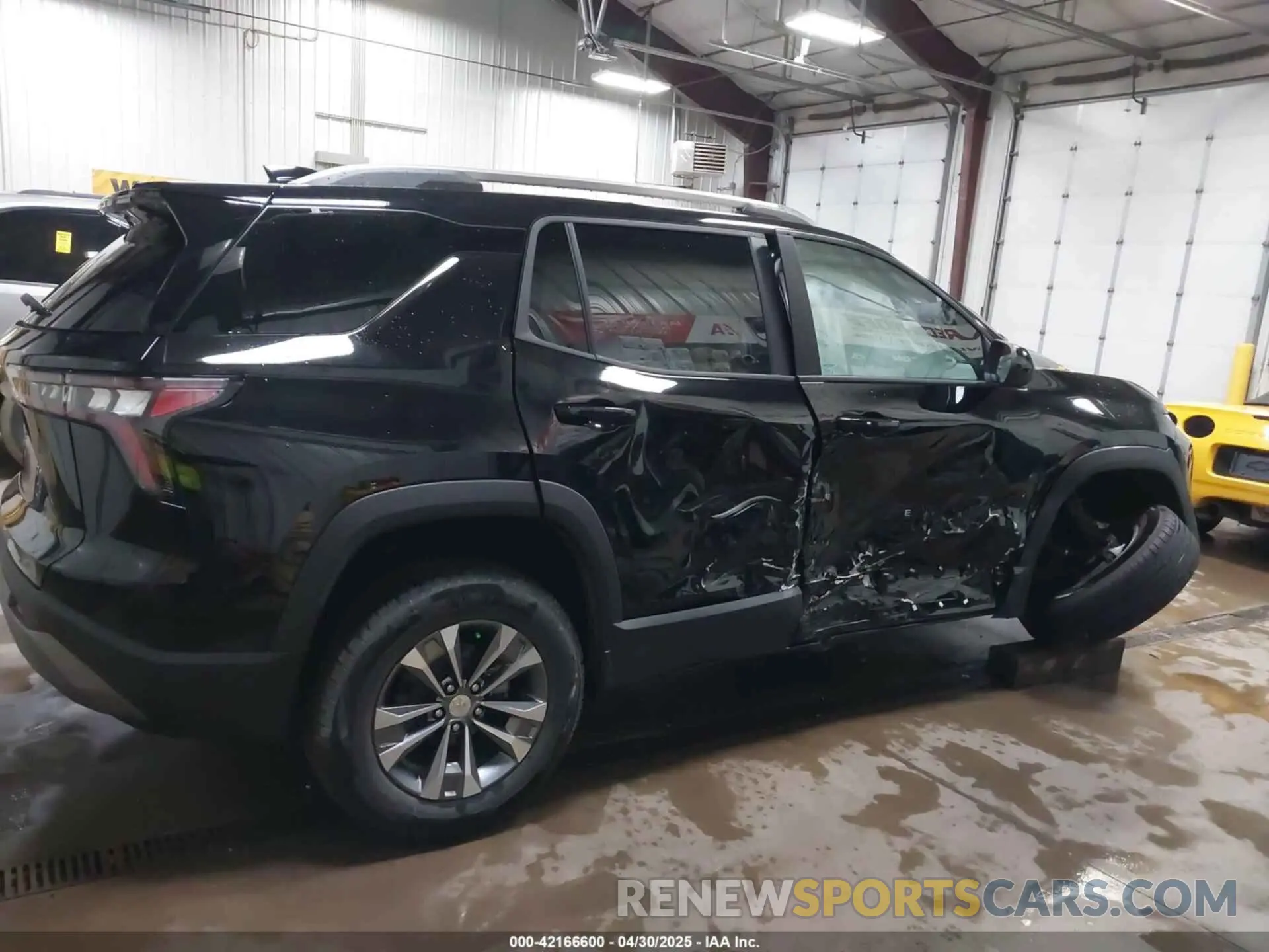 13 Photograph of a damaged car 3GNAXPEG5SL180460 CHEVROLET EQUINOX 2025