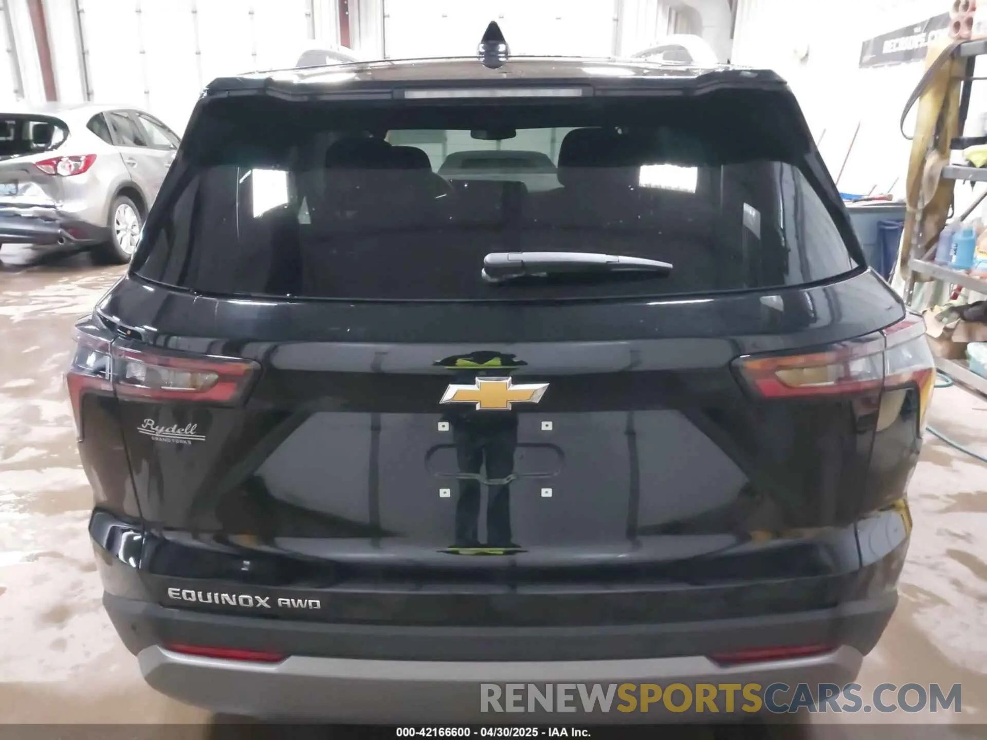 16 Photograph of a damaged car 3GNAXPEG5SL180460 CHEVROLET EQUINOX 2025