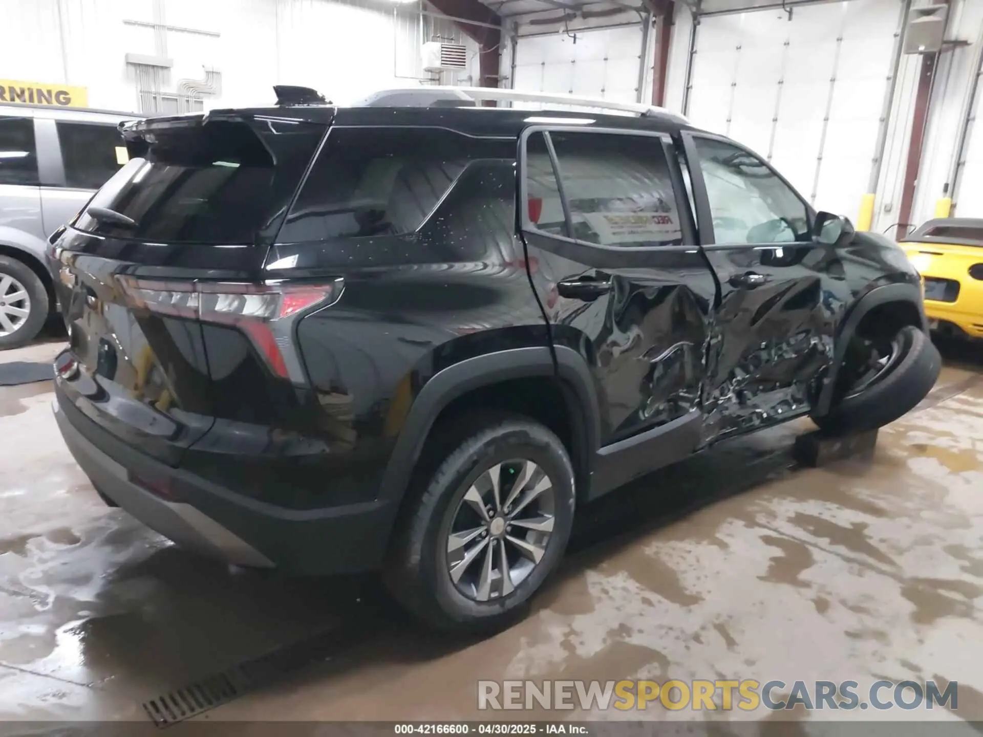 4 Photograph of a damaged car 3GNAXPEG5SL180460 CHEVROLET EQUINOX 2025