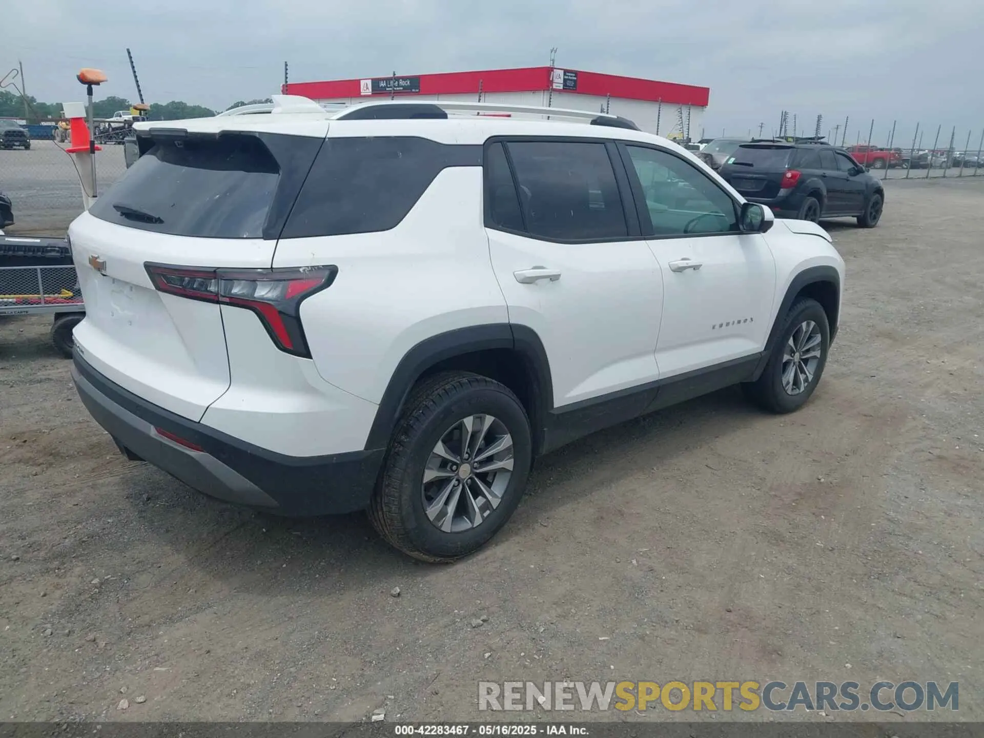 4 Photograph of a damaged car 3GNAXPEG5SL209424 CHEVROLET EQUINOX 2025