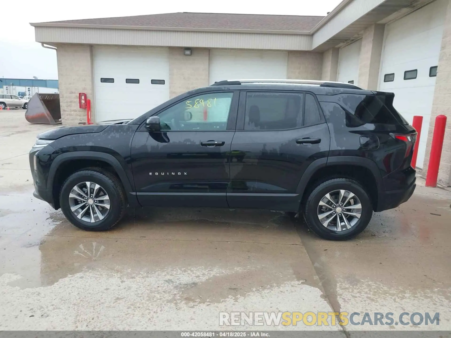 12 Photograph of a damaged car 3GNAXPEG6SL130778 CHEVROLET EQUINOX 2025