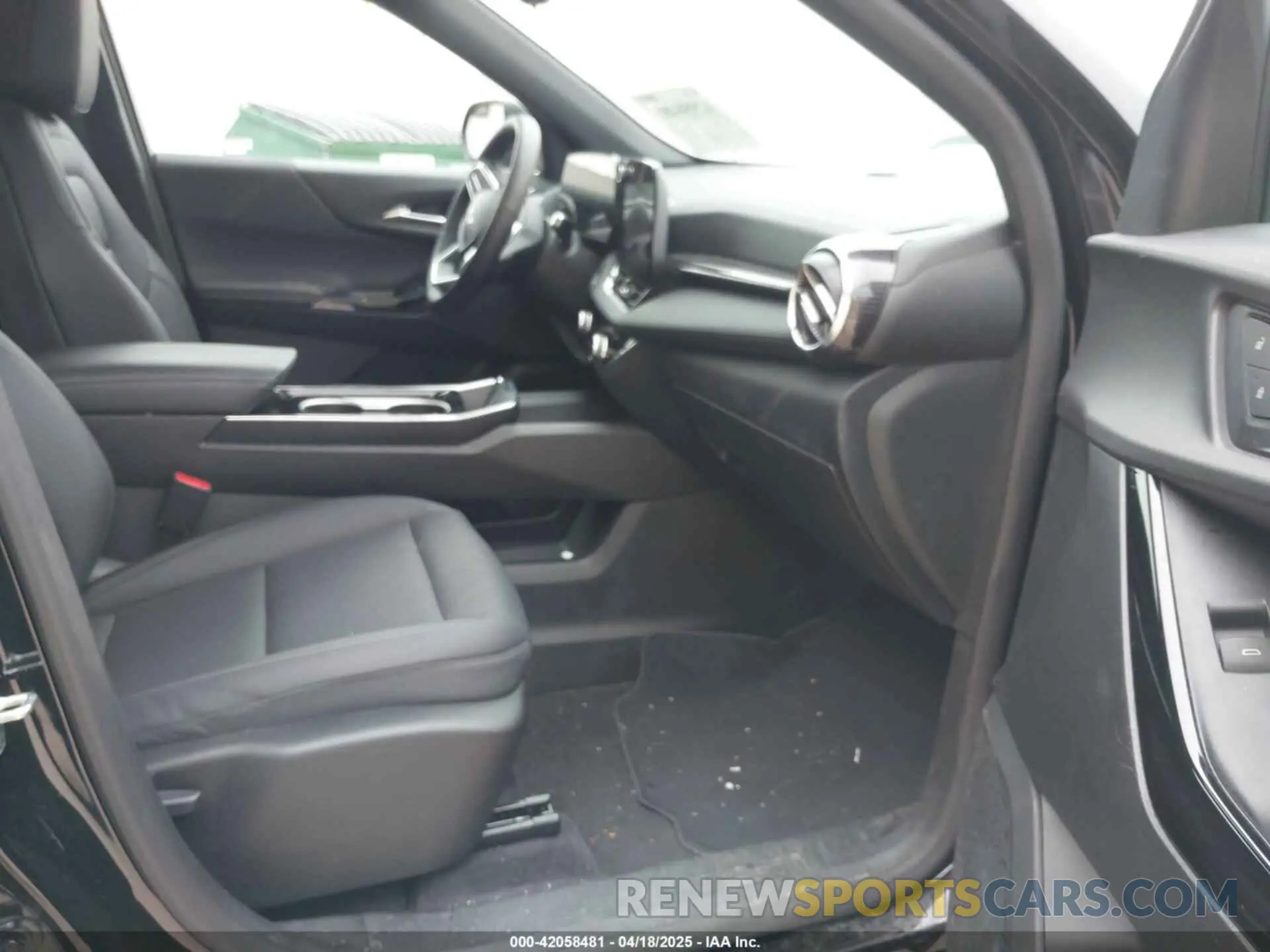 5 Photograph of a damaged car 3GNAXPEG6SL130778 CHEVROLET EQUINOX 2025