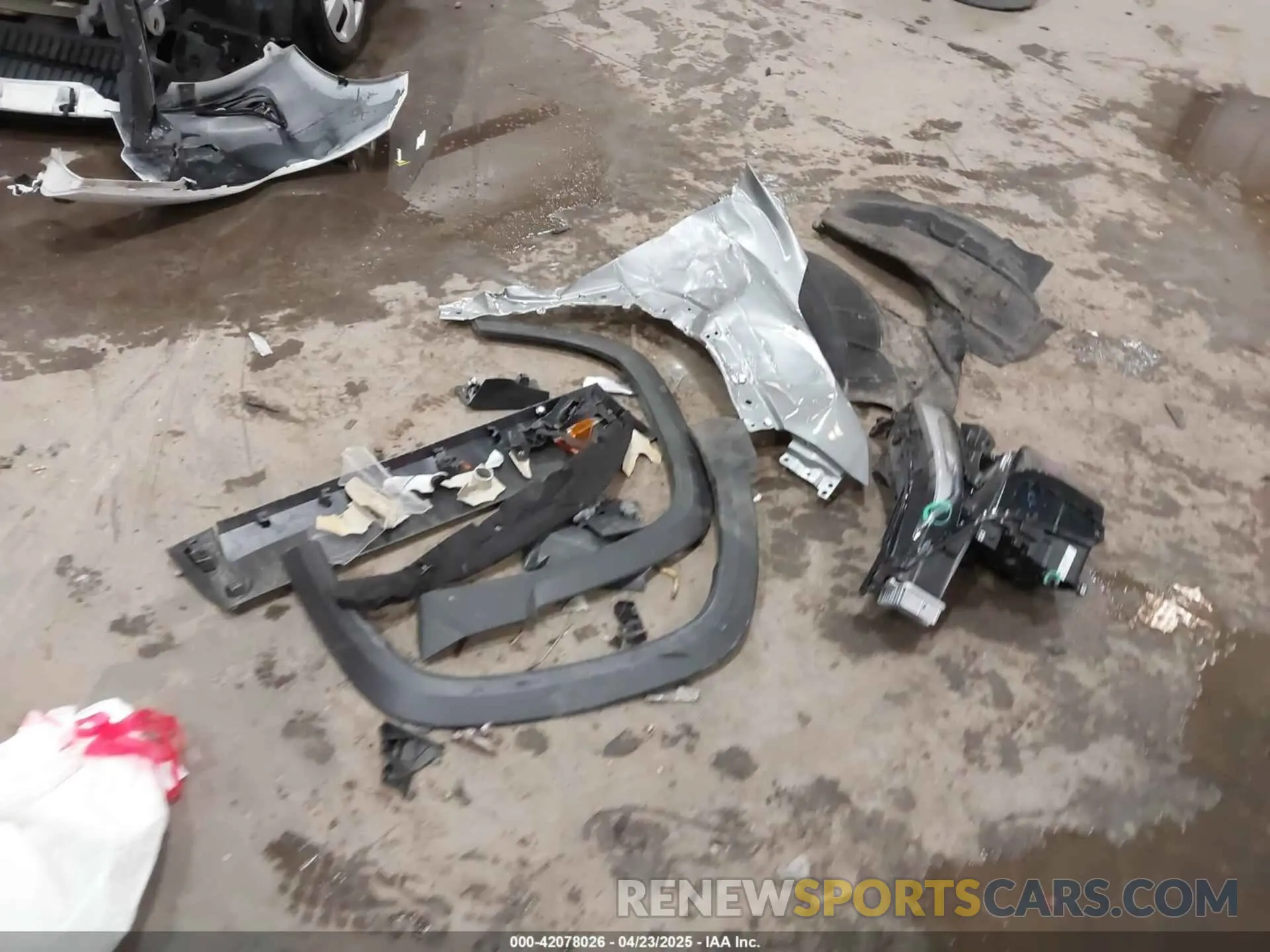 12 Photograph of a damaged car 3GNAXPEG7SL190701 CHEVROLET EQUINOX 2025