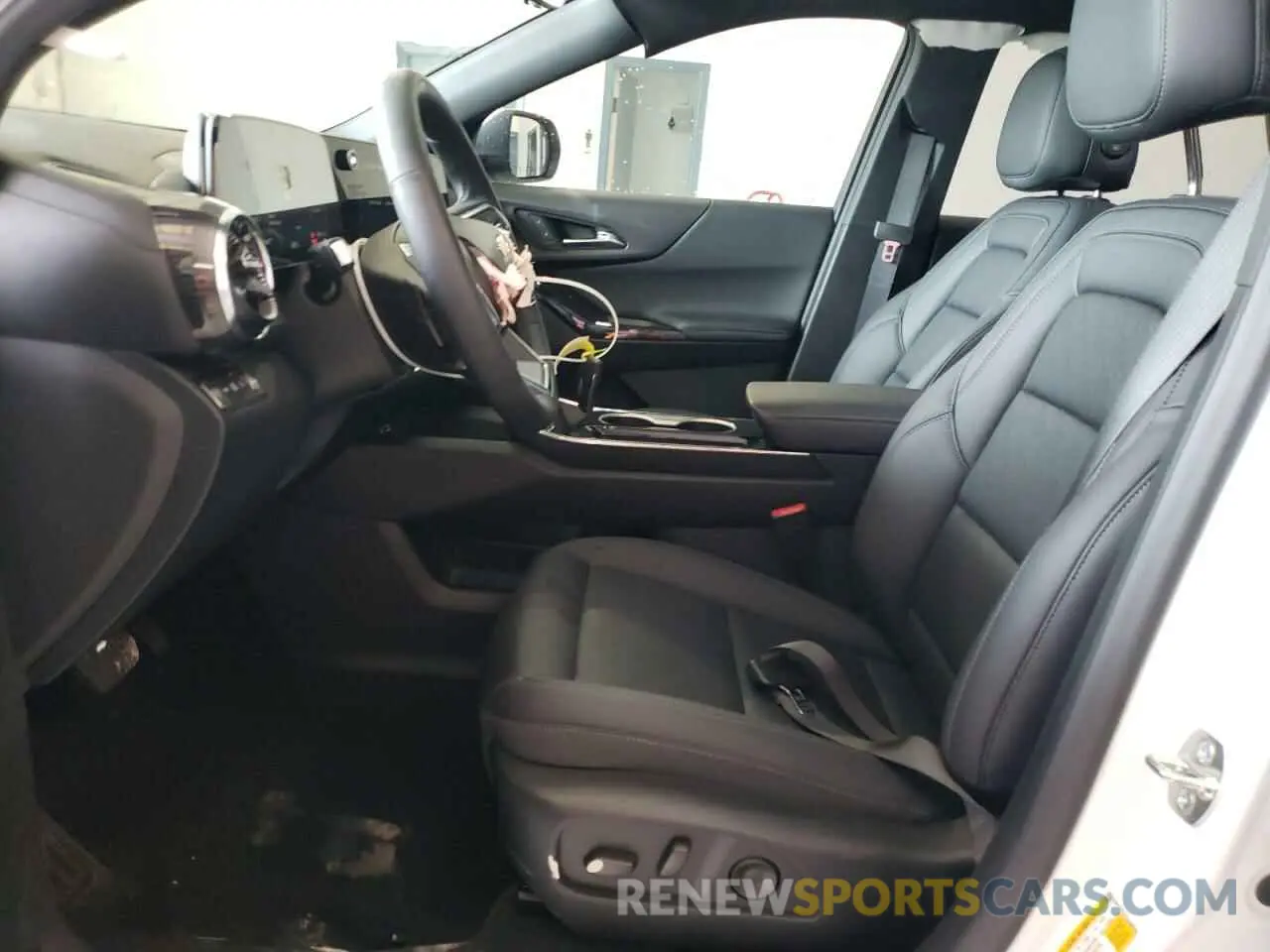7 Photograph of a damaged car 3GNAXPEG7SL292516 CHEVROLET EQUINOX 2025