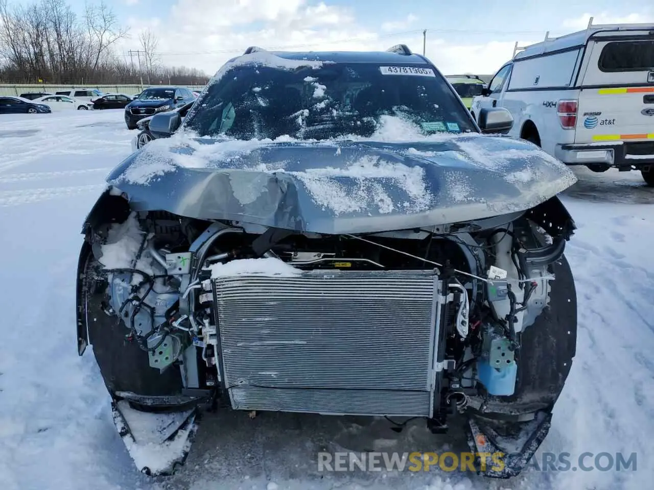 5 Photograph of a damaged car 3GNAXPEG8SL154290 CHEVROLET EQUINOX 2025