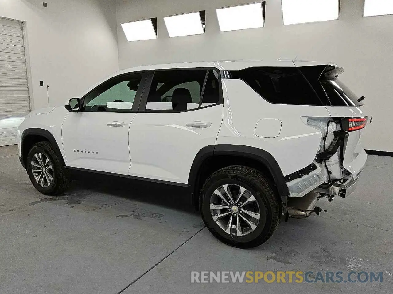 2 Photograph of a damaged car 3GNAXPEG8SL259346 CHEVROLET EQUINOX 2025