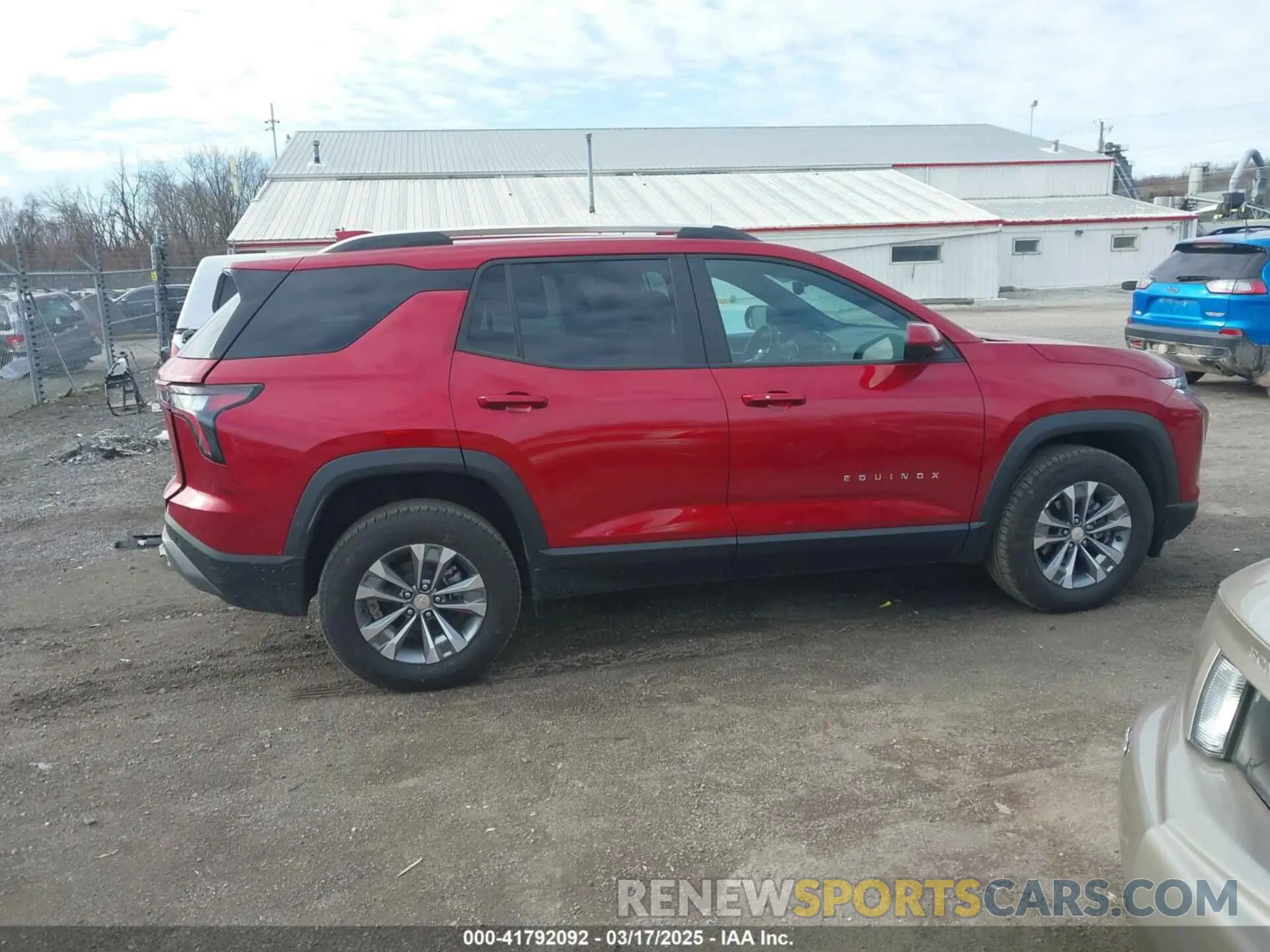 14 Photograph of a damaged car 3GNAXPEG9SL102134 CHEVROLET EQUINOX 2025