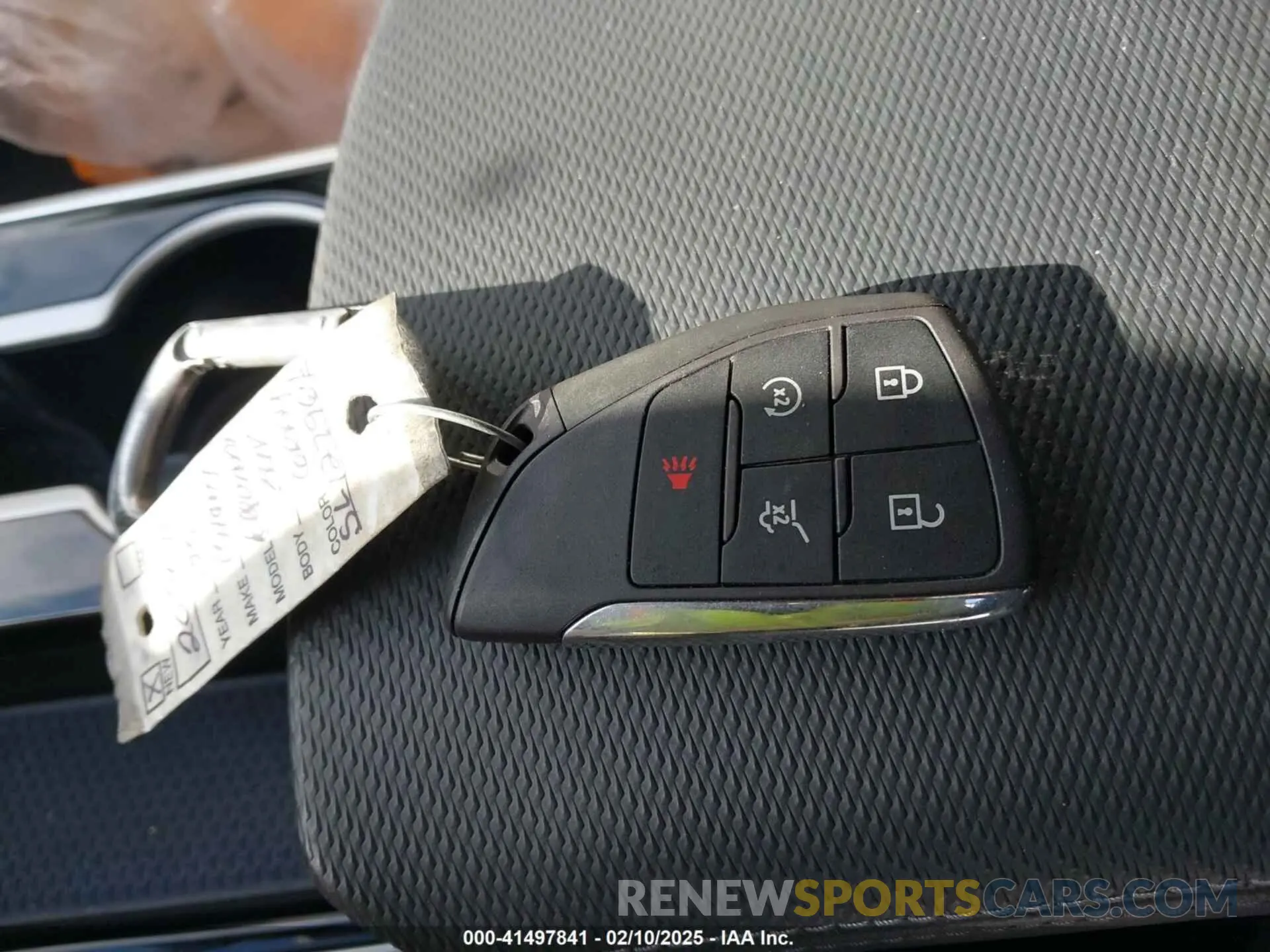 11 Photograph of a damaged car 3GNAXPEGXSL127964 CHEVROLET EQUINOX 2025