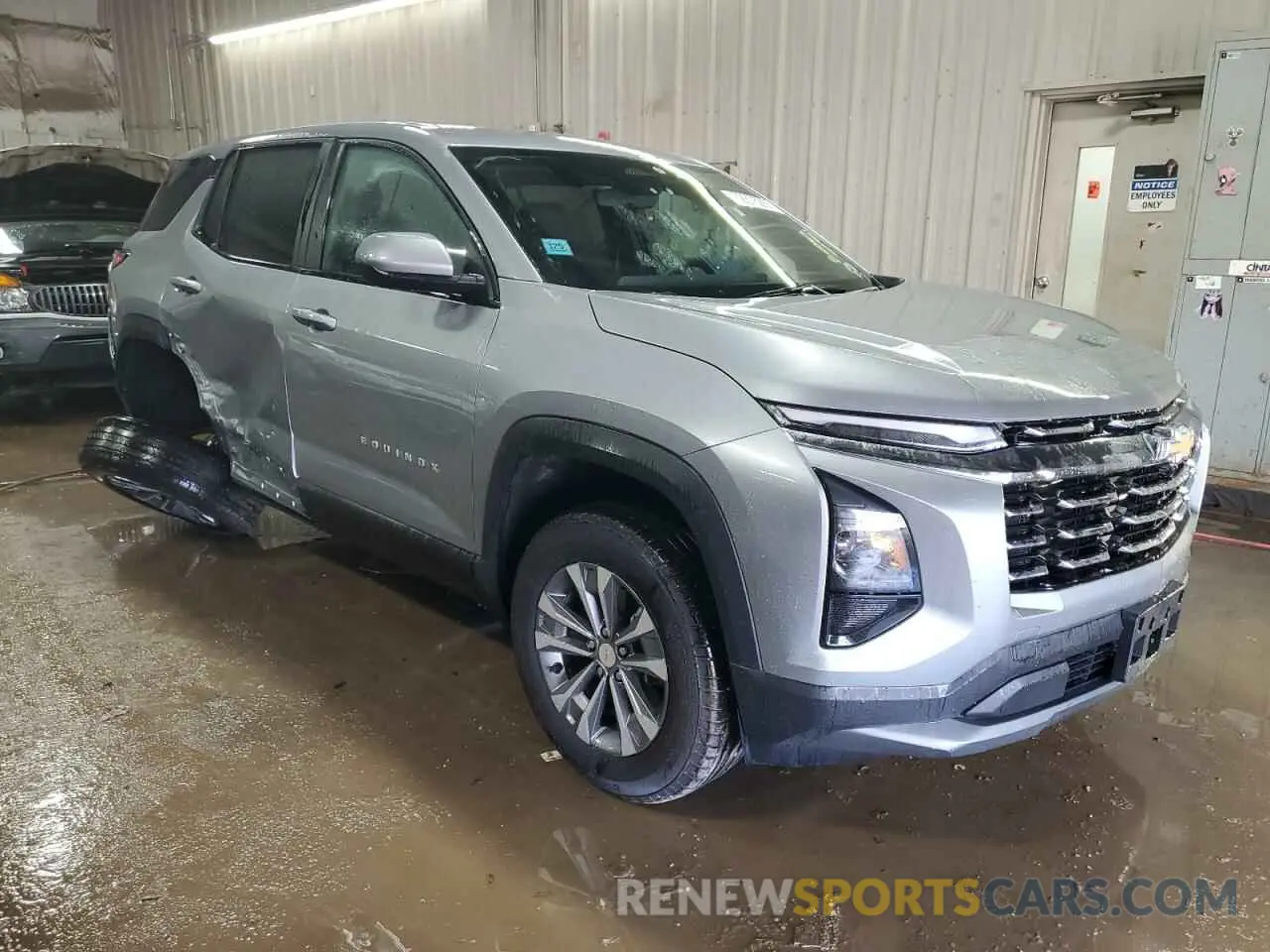 4 Photograph of a damaged car 3GNAXPEGXSL243021 CHEVROLET EQUINOX 2025