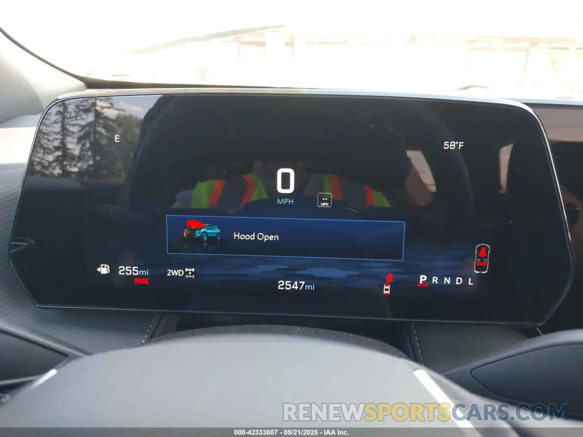 7 Photograph of a damaged car 3GNAXPEGXSL304786 CHEVROLET EQUINOX 2025