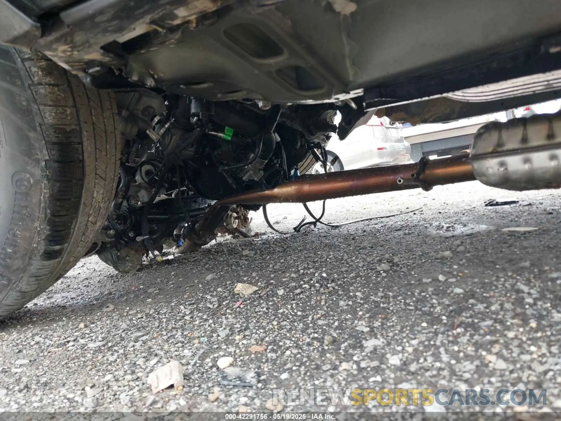 19 Photograph of a damaged car 3GNAXTEG5SL128612 CHEVROLET EQUINOX 2025