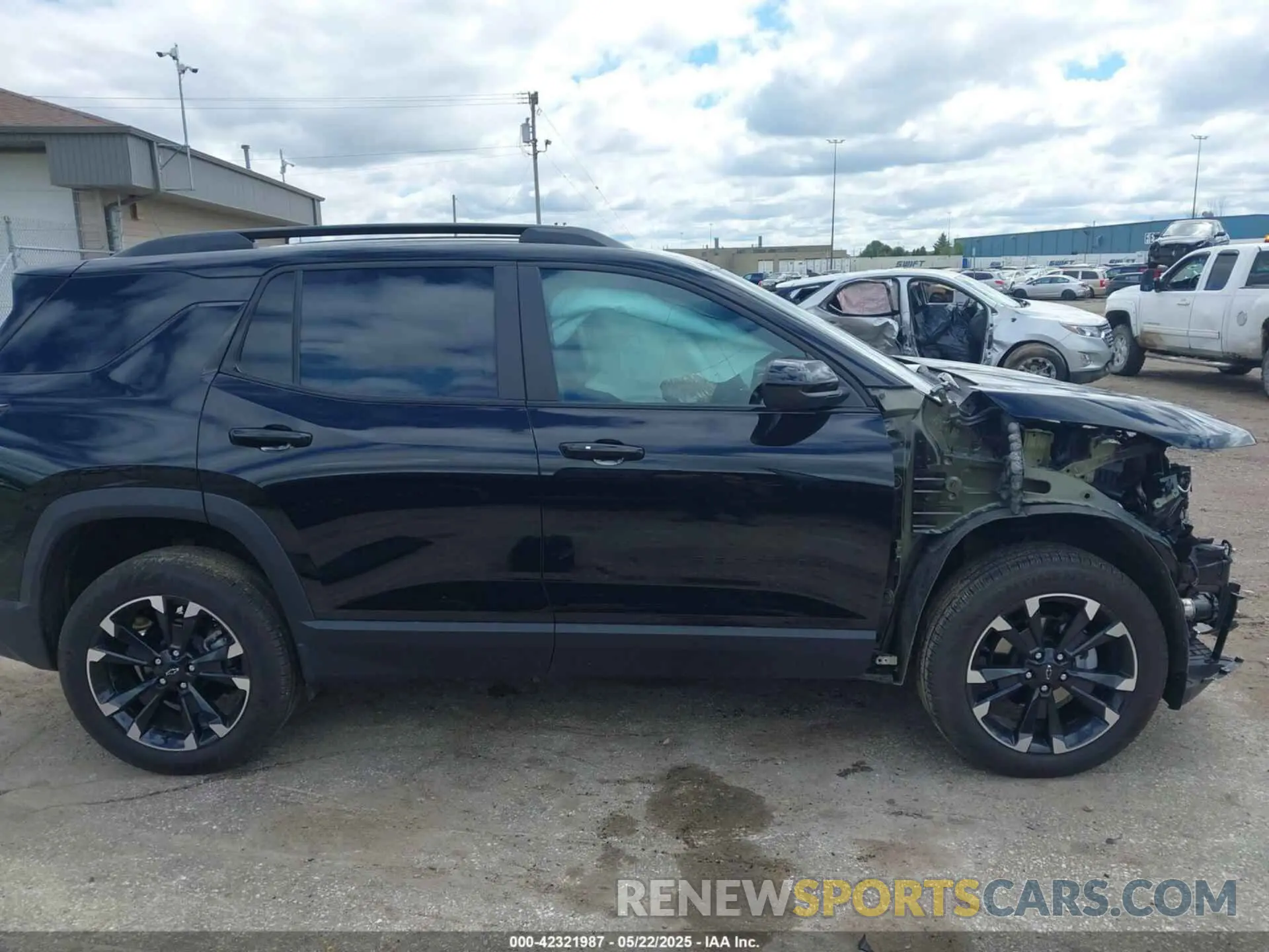 13 Photograph of a damaged car 3GNAXTEG5SL213787 CHEVROLET EQUINOX 2025