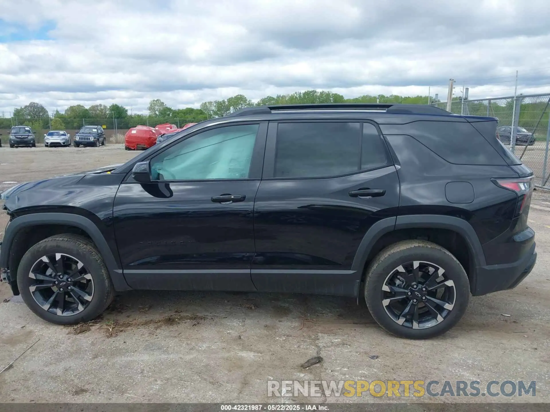 14 Photograph of a damaged car 3GNAXTEG5SL213787 CHEVROLET EQUINOX 2025