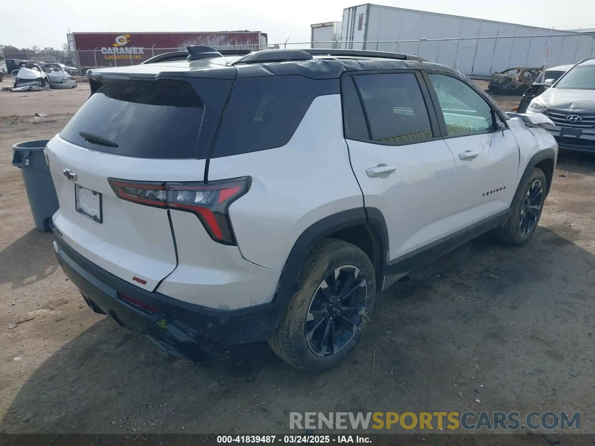 4 Photograph of a damaged car 3GNAXTEG9SL175108 CHEVROLET EQUINOX 2025