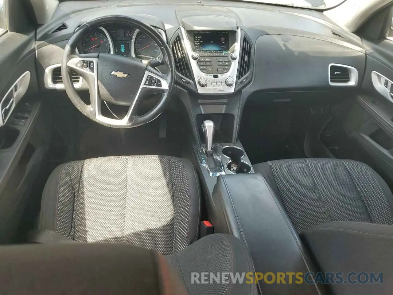 8 Photograph of a damaged car 2GNALBEK0F6227648 CHEVROLET EQUINOX 2026