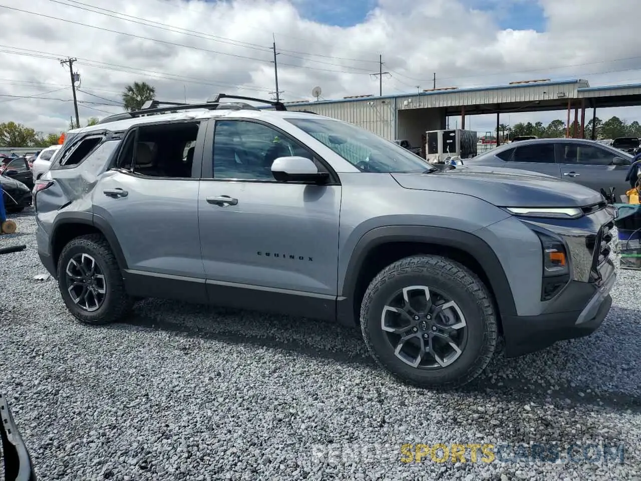 4 Photograph of a damaged car 3GNAXKEG0SL138023 CHEVROLET EQUINOX AC 2025