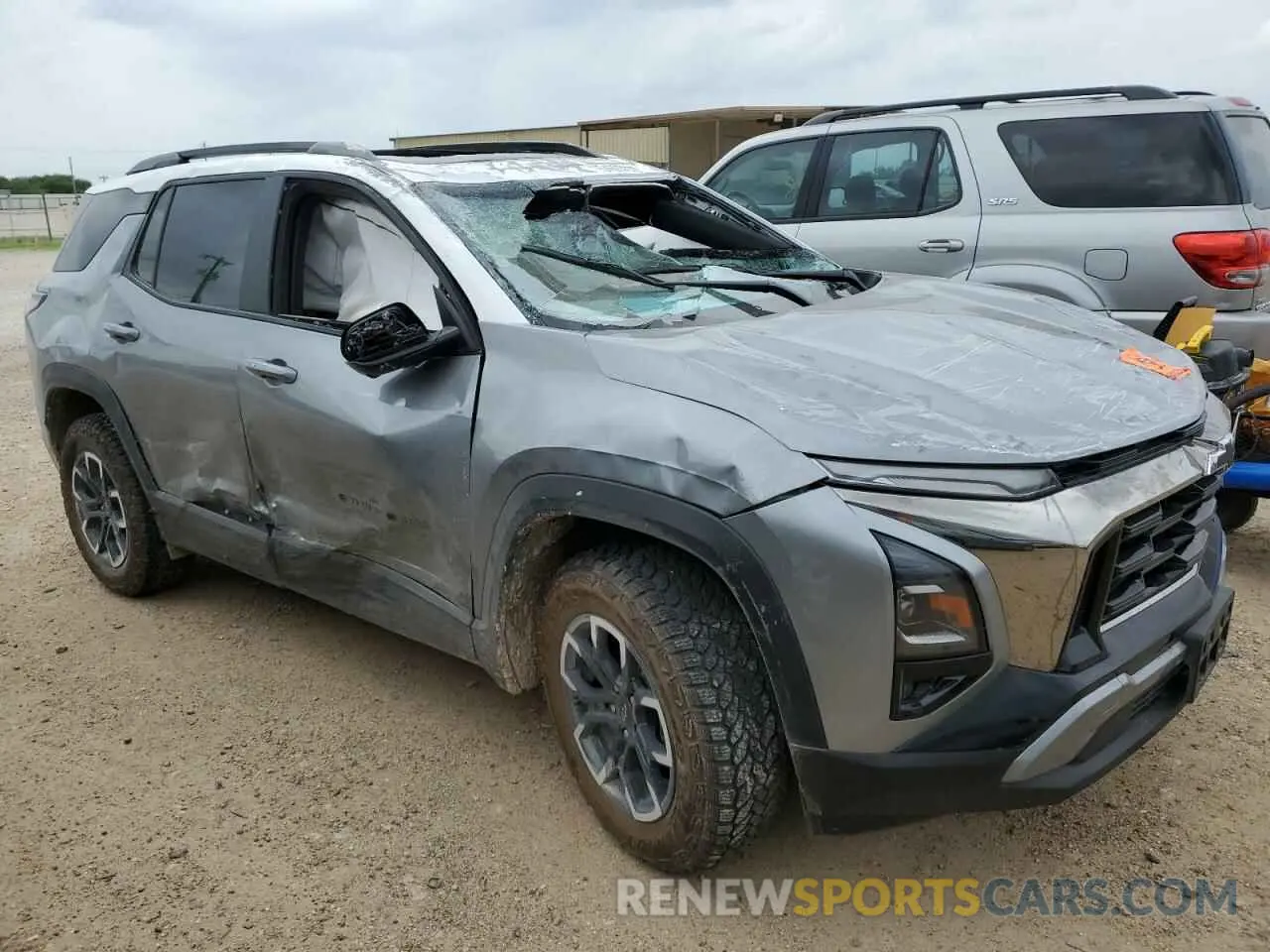4 Photograph of a damaged car 3GNAXSEG8SL162960 CHEVROLET EQUINOX AC 2025