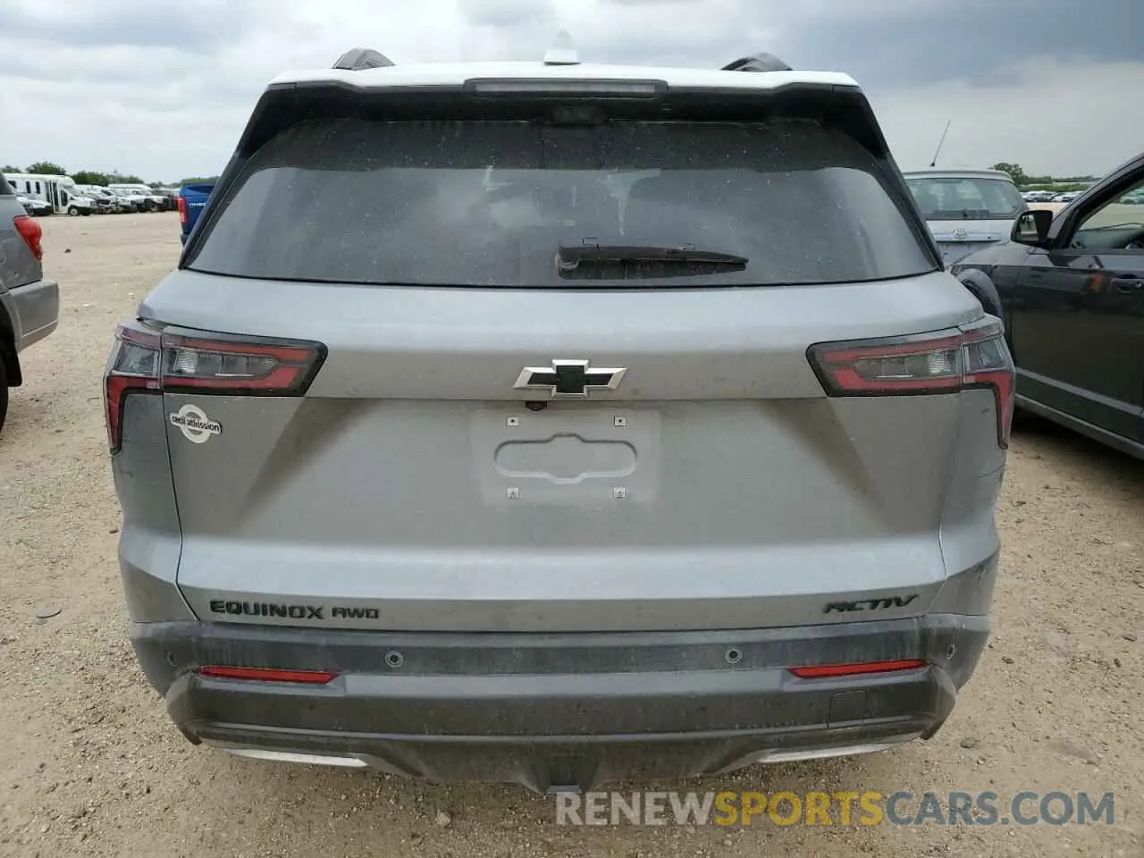 6 Photograph of a damaged car 3GNAXSEG8SL162960 CHEVROLET EQUINOX AC 2025