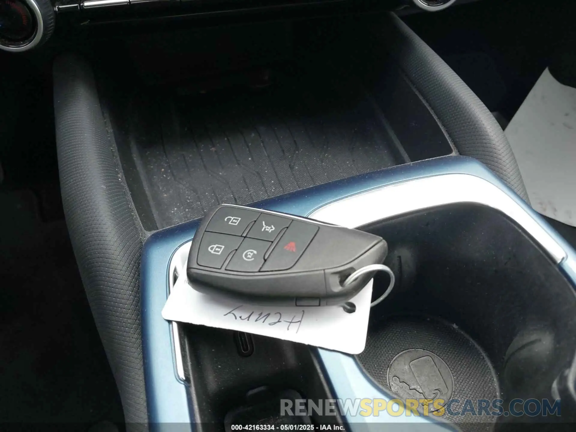 11 Photograph of a damaged car 3GN7DLRP1RS264152 CHEVROLET EQUINOX EV 2024