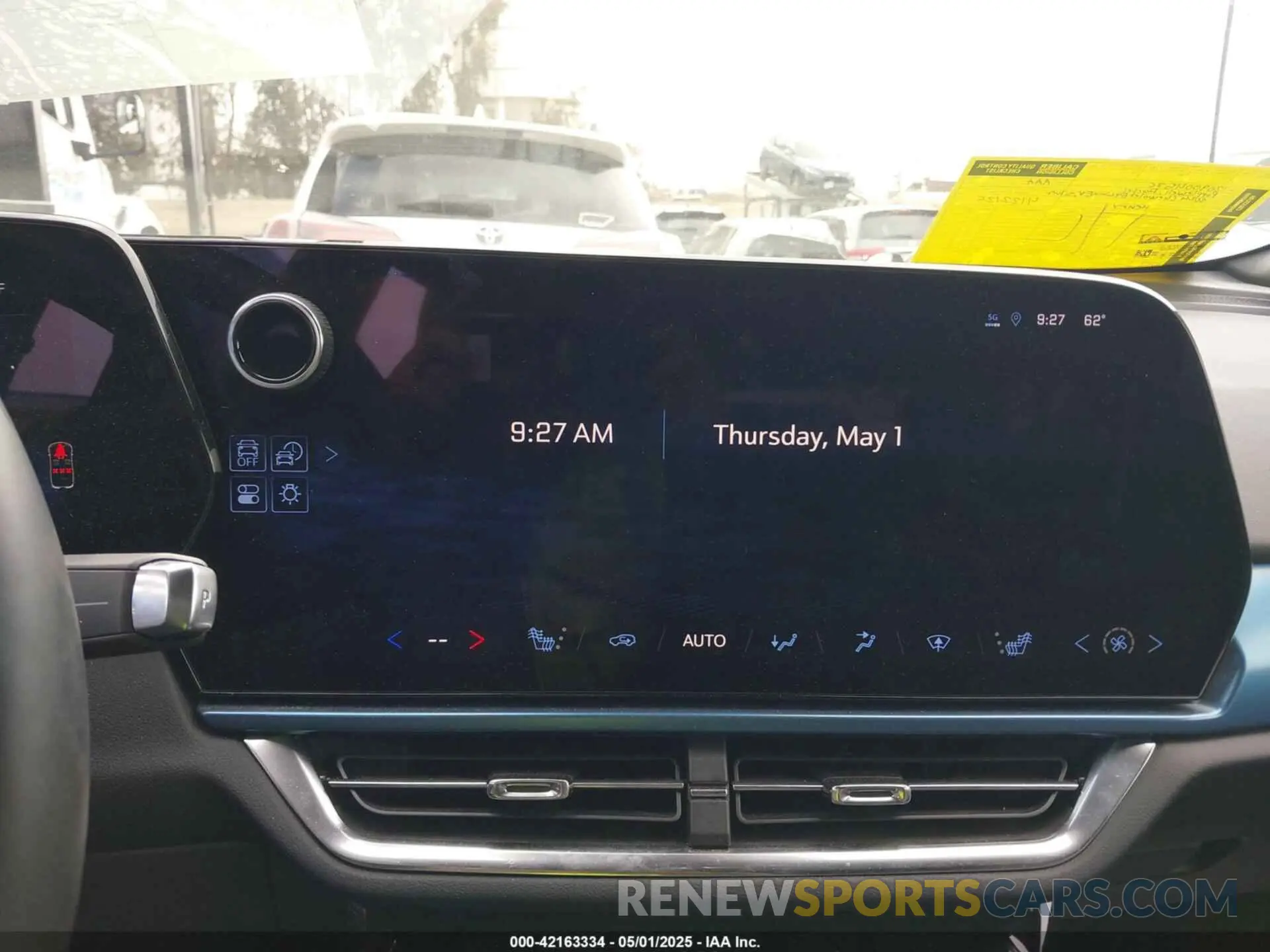 19 Photograph of a damaged car 3GN7DLRP1RS264152 CHEVROLET EQUINOX EV 2024