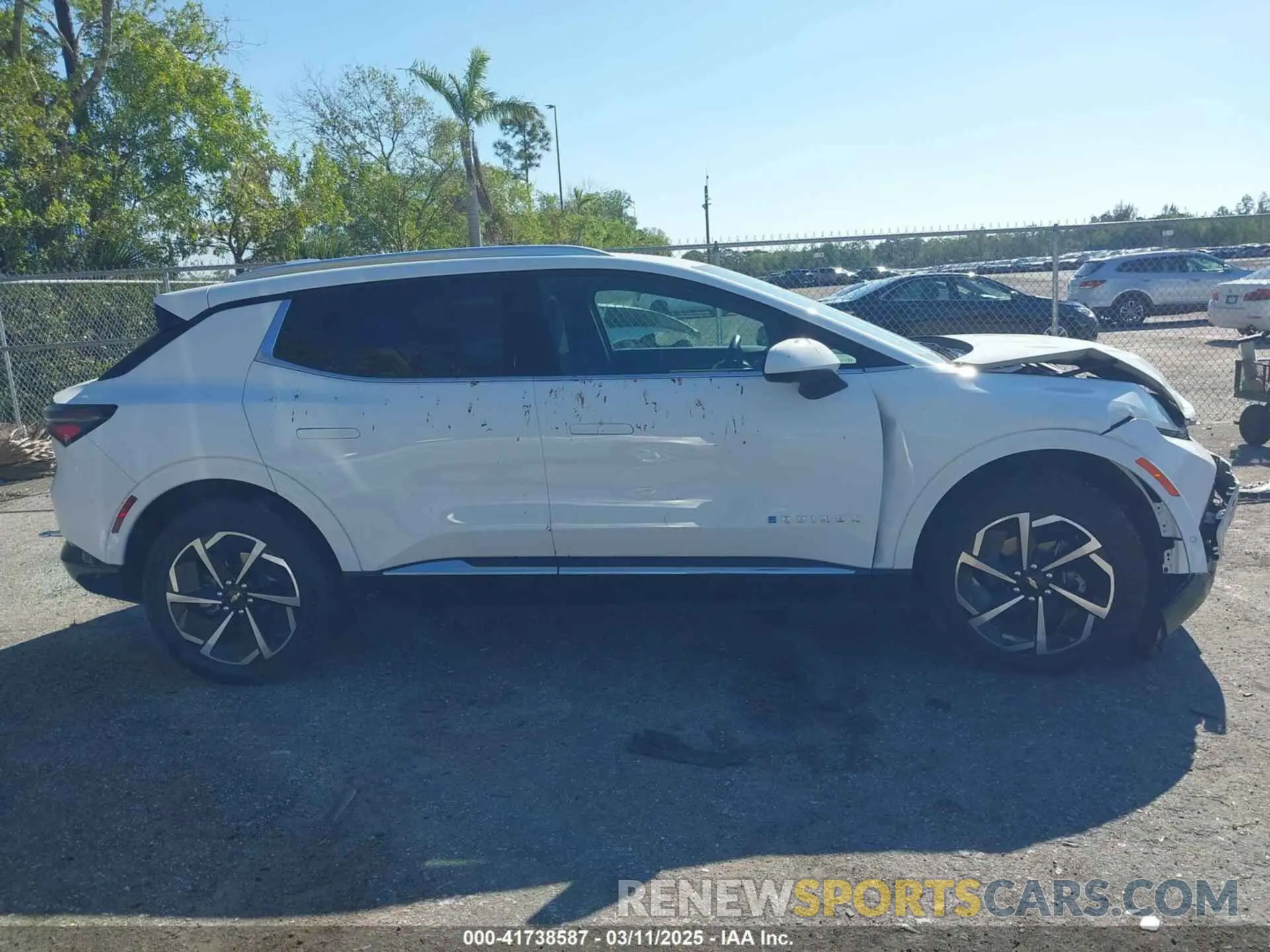 13 Photograph of a damaged car 3GN7DLRP5RS260069 CHEVROLET EQUINOX EV 2024