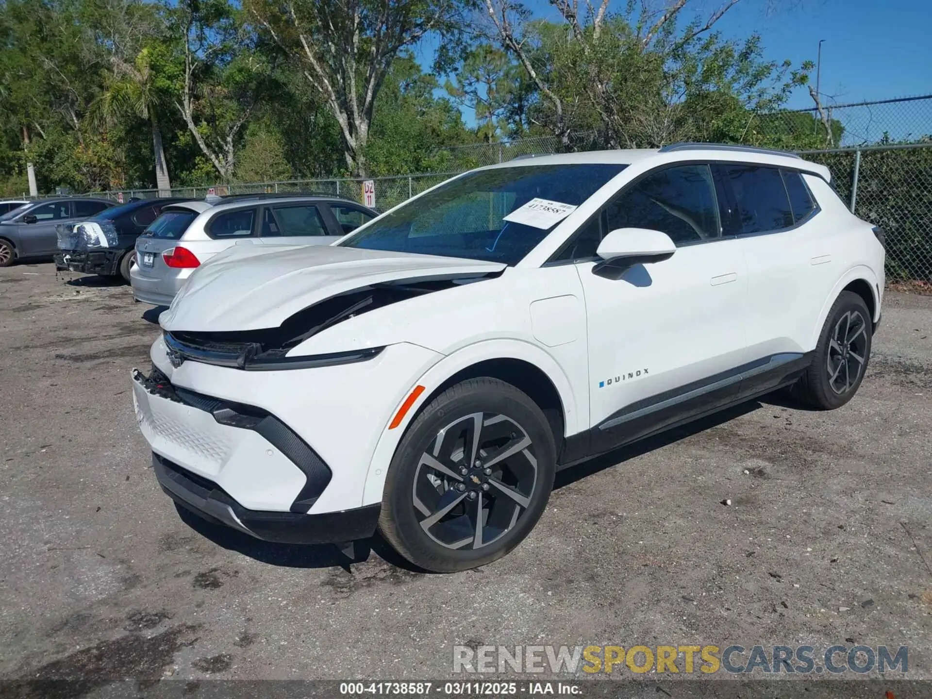 2 Photograph of a damaged car 3GN7DLRP5RS260069 CHEVROLET EQUINOX EV 2024