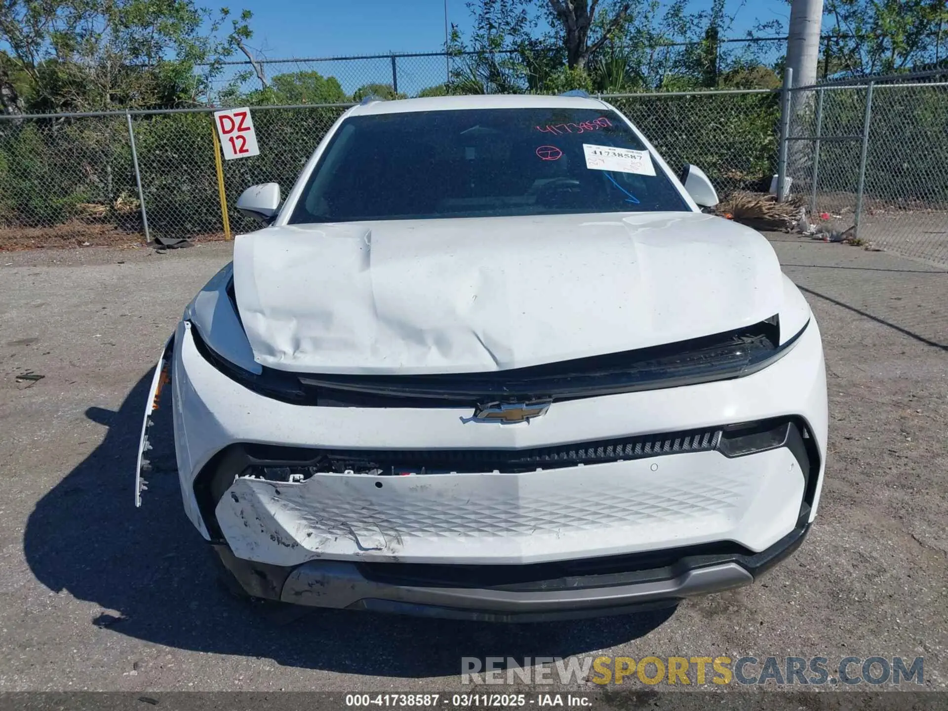 6 Photograph of a damaged car 3GN7DLRP5RS260069 CHEVROLET EQUINOX EV 2024
