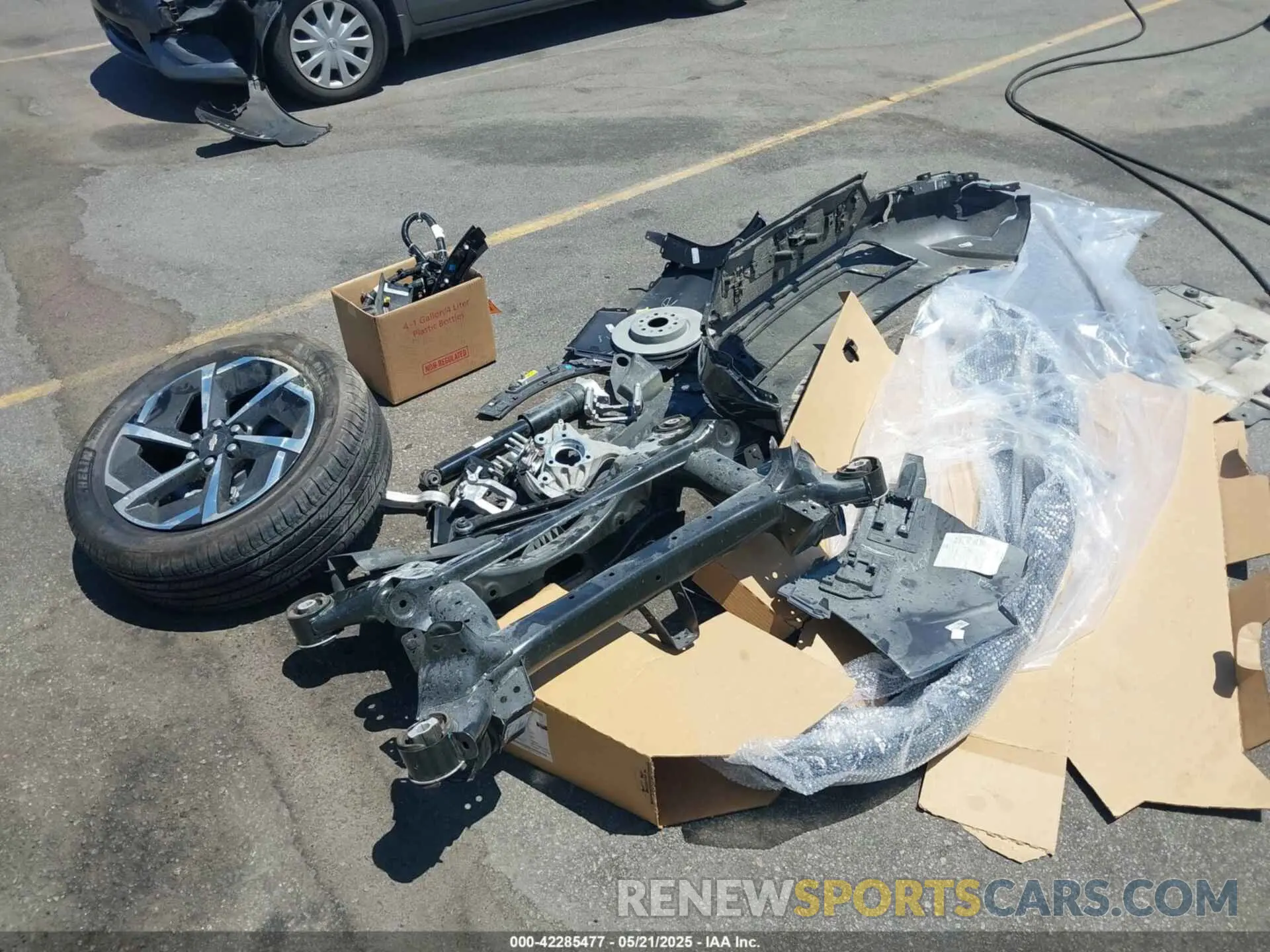 12 Photograph of a damaged car 3GN7DLRP7RS268626 CHEVROLET EQUINOX EV 2024