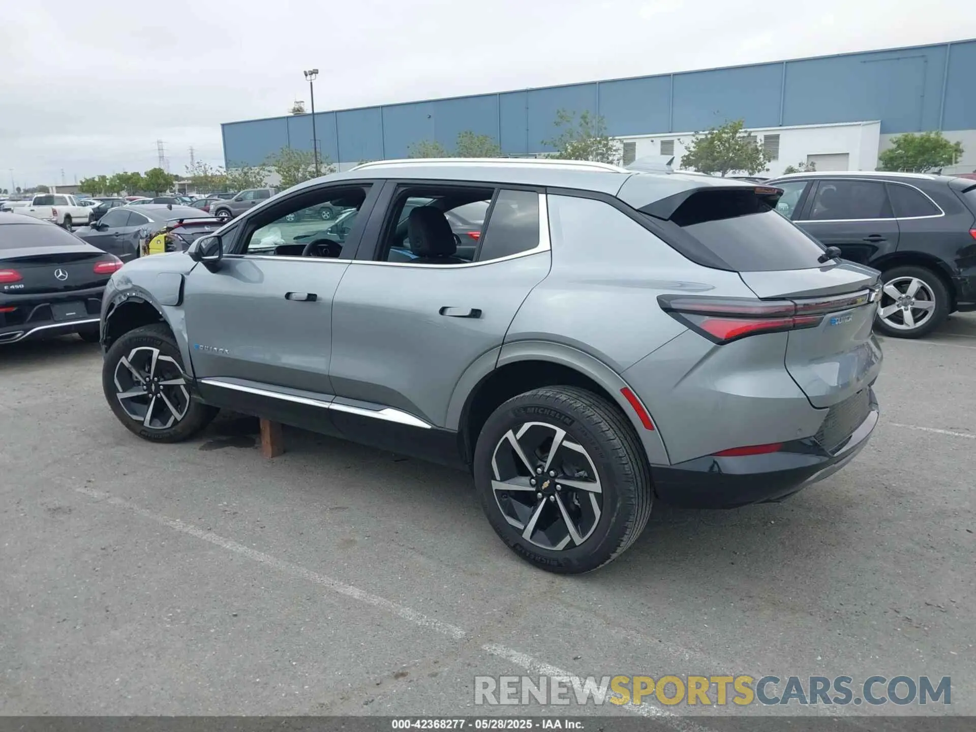 3 Photograph of a damaged car 3GN7DLRP9RS248622 CHEVROLET EQUINOX EV 2024