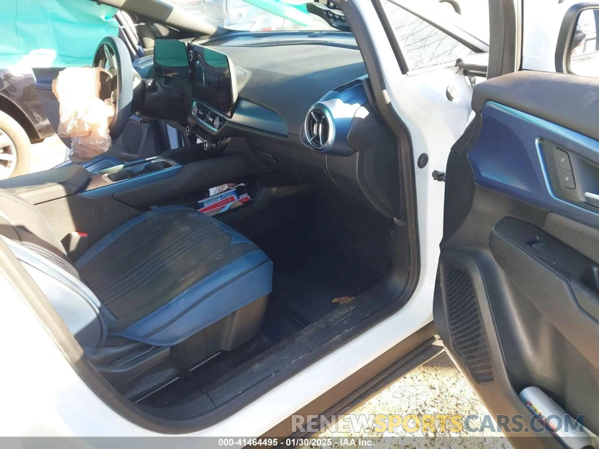 4 Photograph of a damaged car 3GN7DLRR2RS293970 CHEVROLET EQUINOX EV 2024