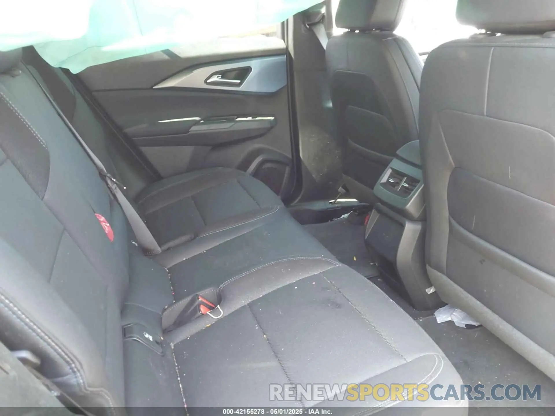 8 Photograph of a damaged car 3GN7DLRR7RS267235 CHEVROLET EQUINOX EV 2024