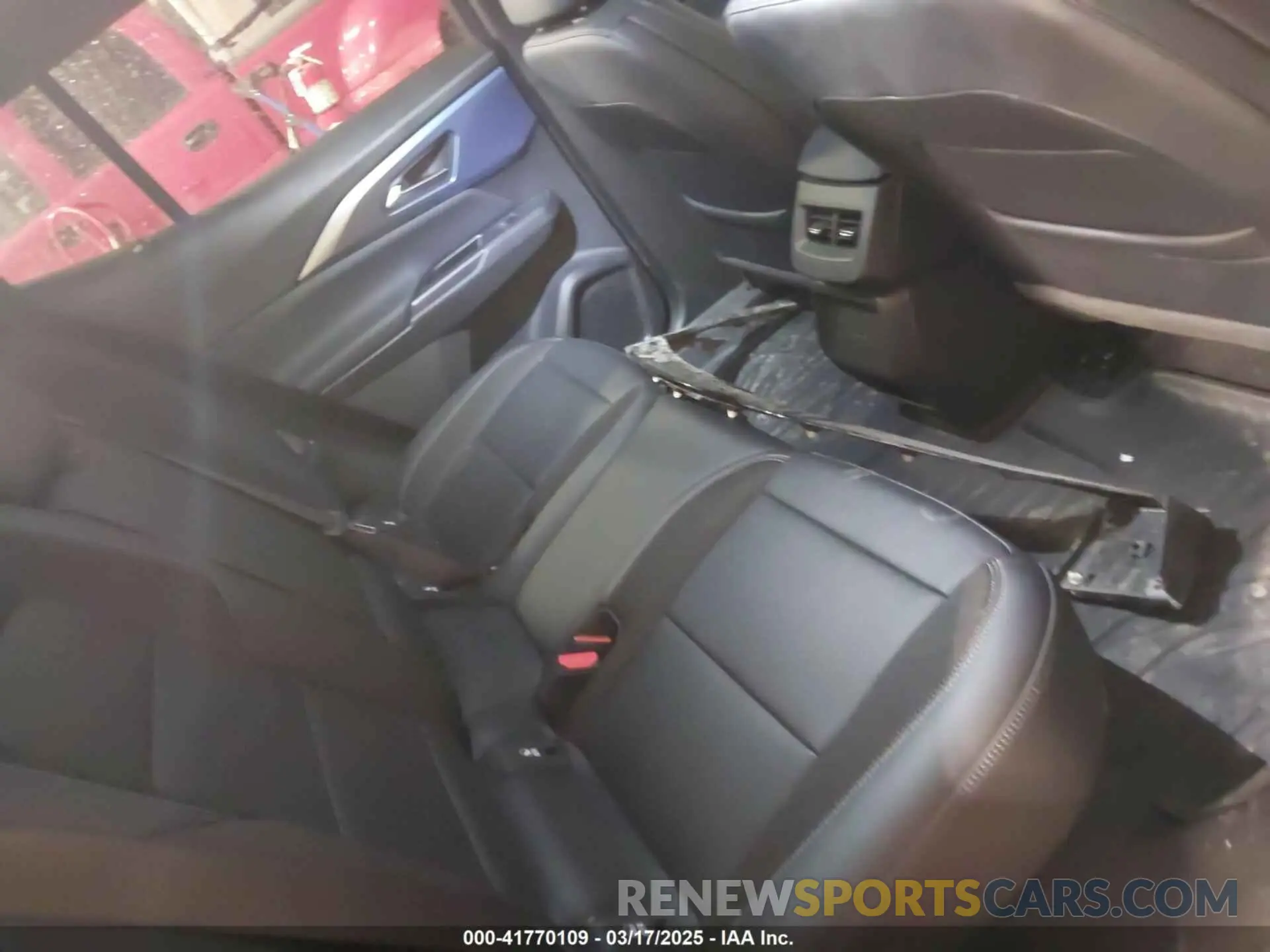 8 Photograph of a damaged car 3GN7DLRR8RS296422 CHEVROLET EQUINOX EV 2024