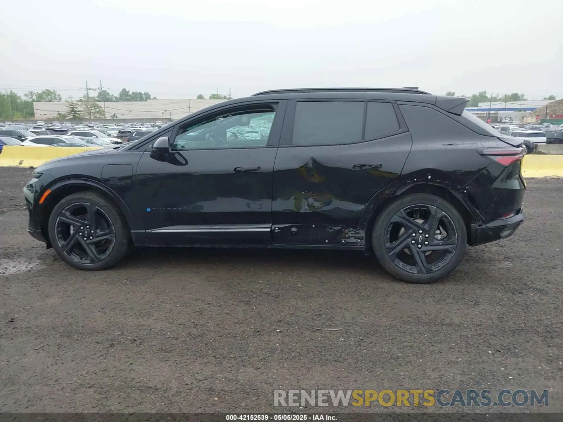 14 Photograph of a damaged car 3GN7DNRP9RS204454 CHEVROLET EQUINOX EV 2024