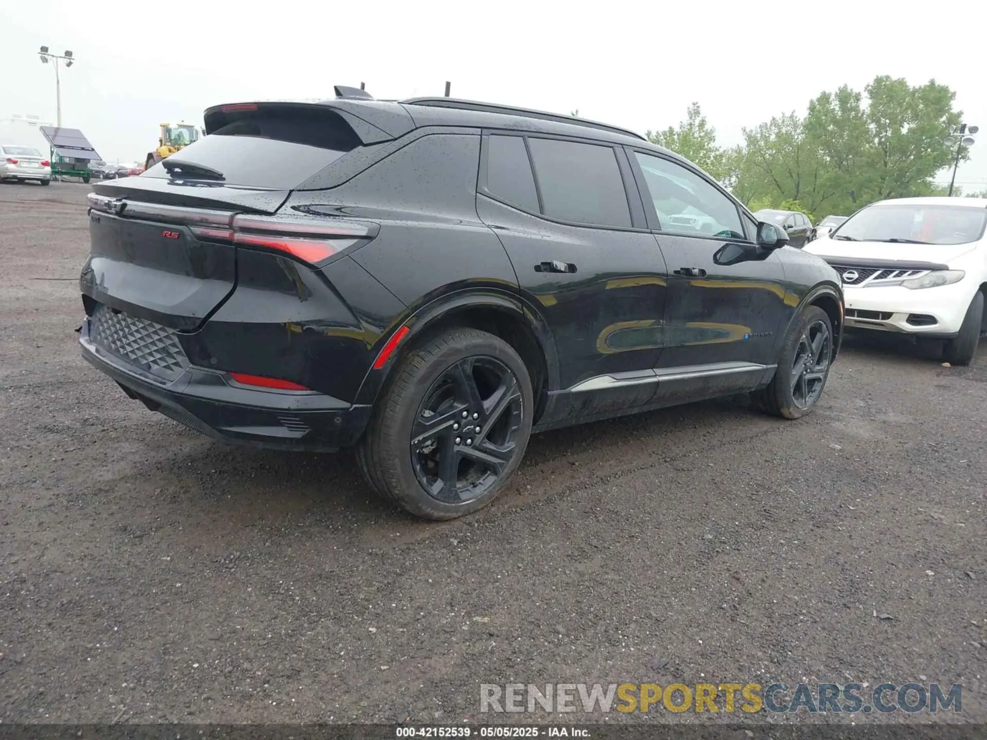 4 Photograph of a damaged car 3GN7DNRP9RS204454 CHEVROLET EQUINOX EV 2024