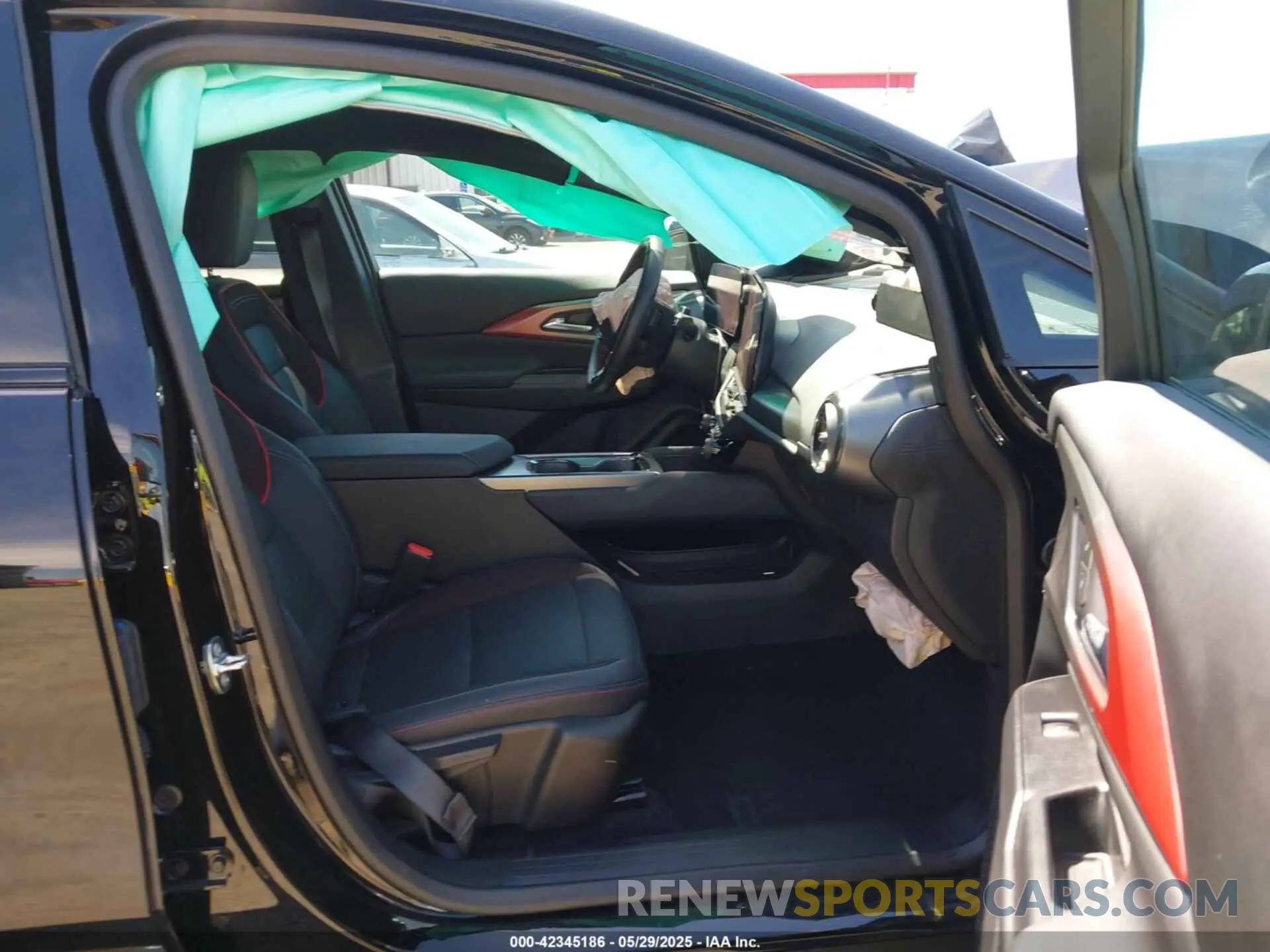 5 Photograph of a damaged car 3GN7DNRPXRS220775 CHEVROLET EQUINOX EV 2024