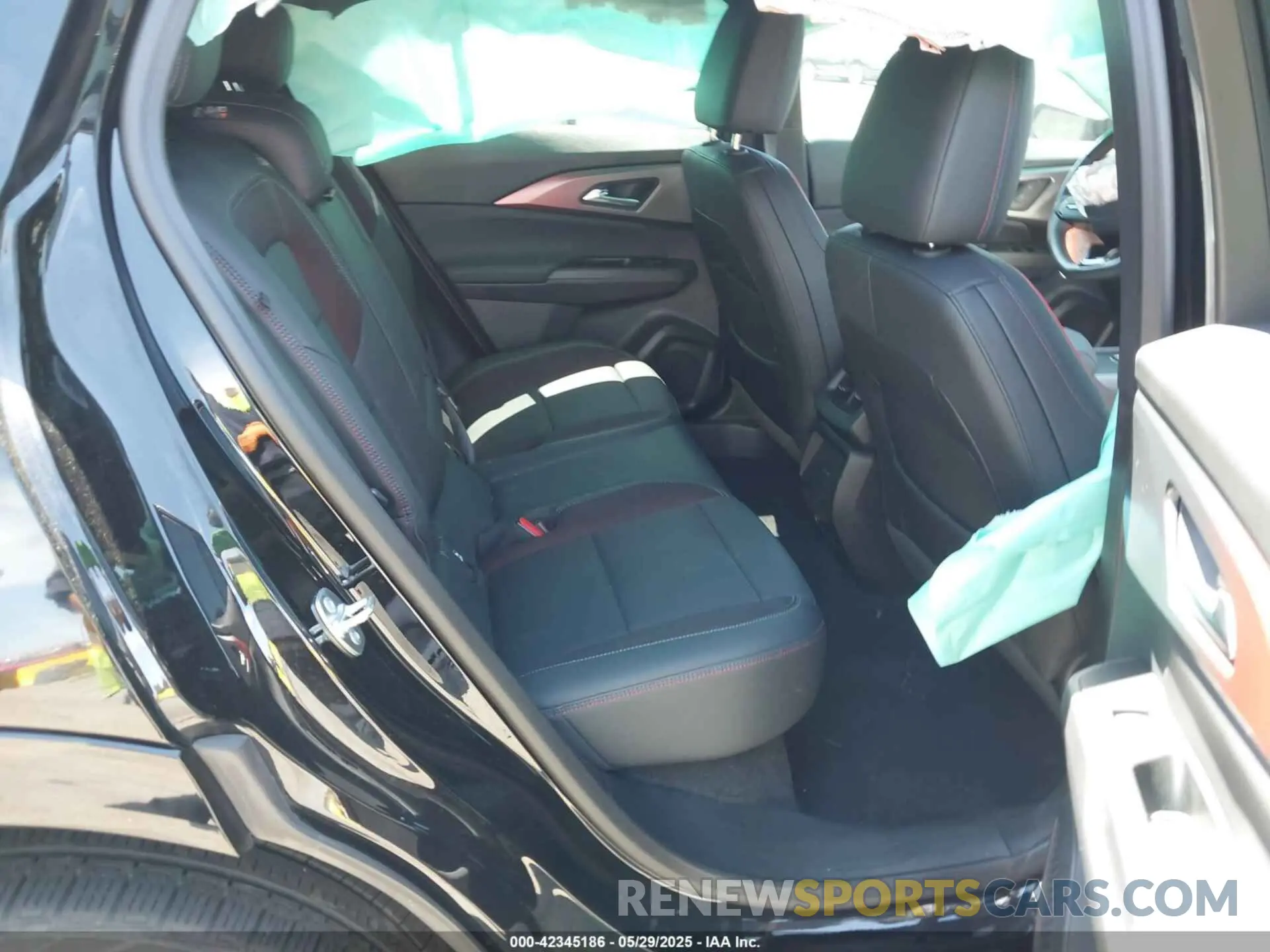 8 Photograph of a damaged car 3GN7DNRPXRS220775 CHEVROLET EQUINOX EV 2024