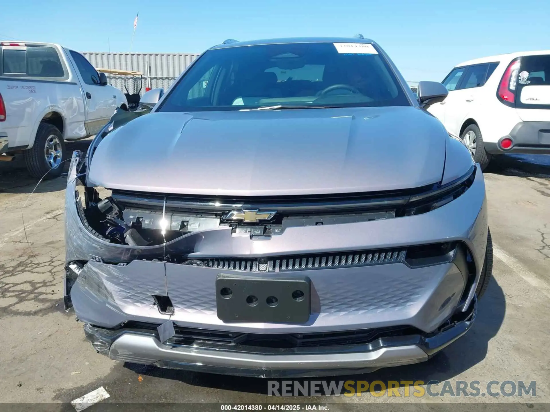 13 Photograph of a damaged car 3GN7DLRP6SS145485 CHEVROLET EQUINOX EV 2025