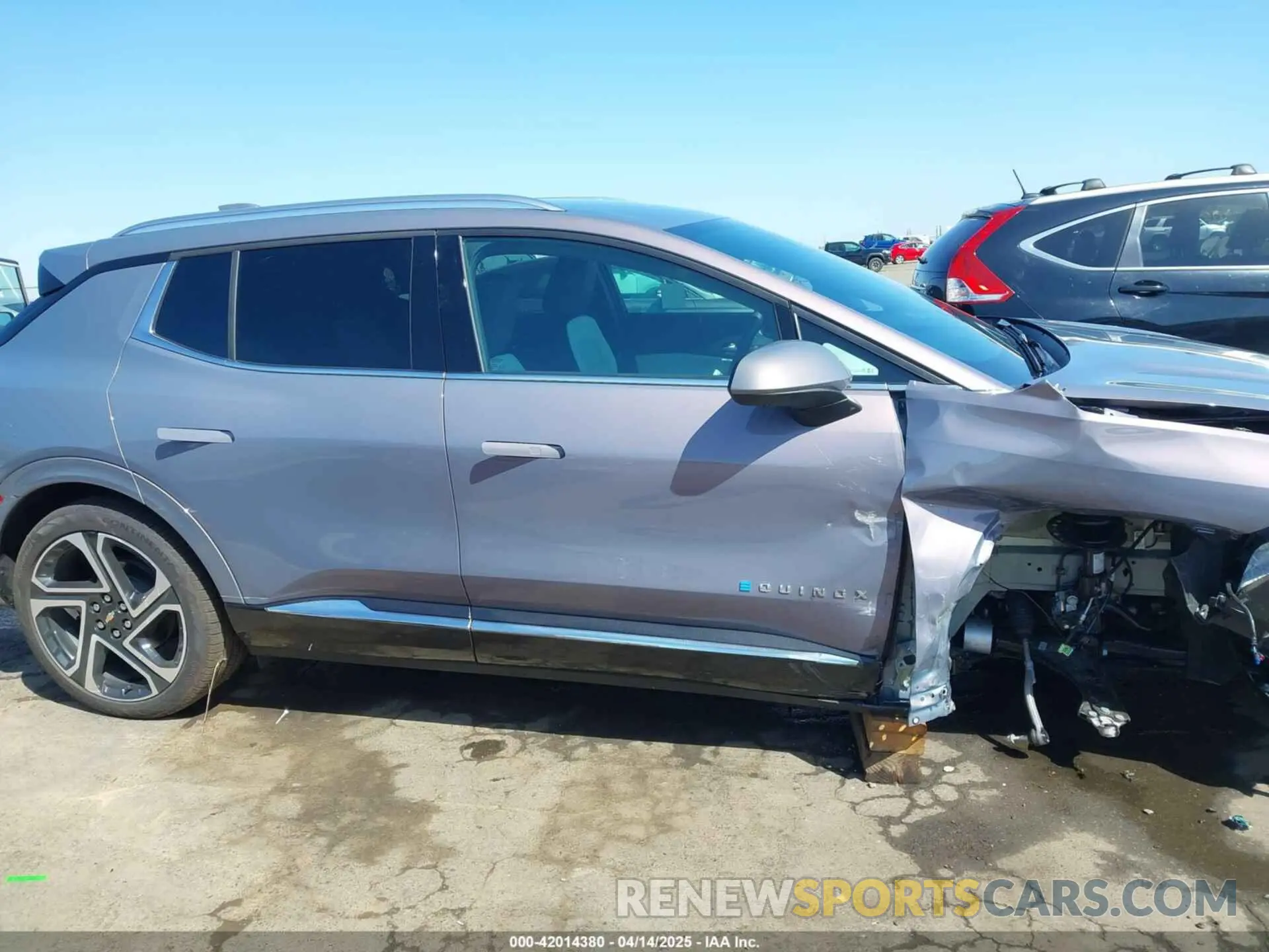 14 Photograph of a damaged car 3GN7DLRP6SS145485 CHEVROLET EQUINOX EV 2025