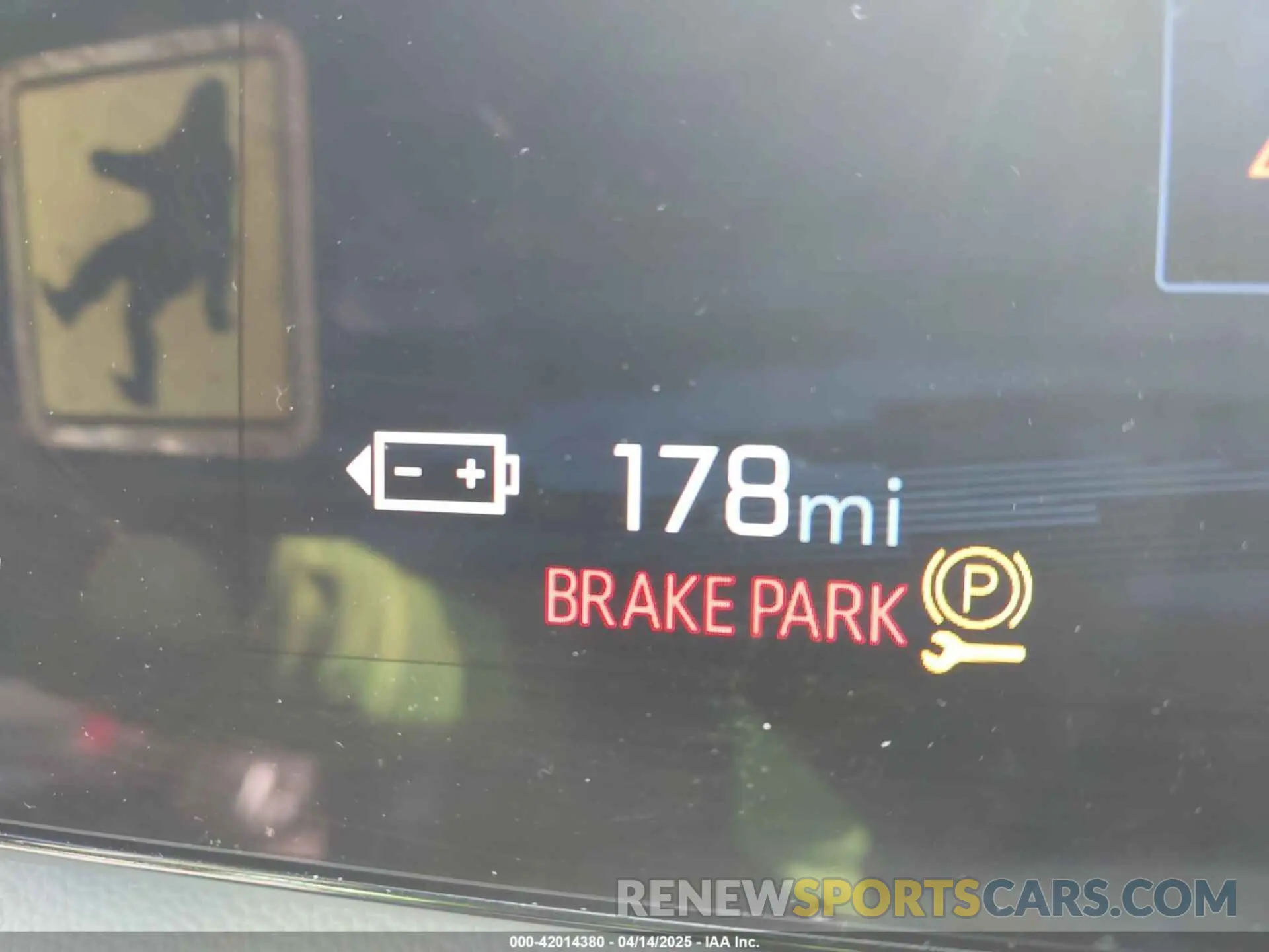 18 Photograph of a damaged car 3GN7DLRP6SS145485 CHEVROLET EQUINOX EV 2025