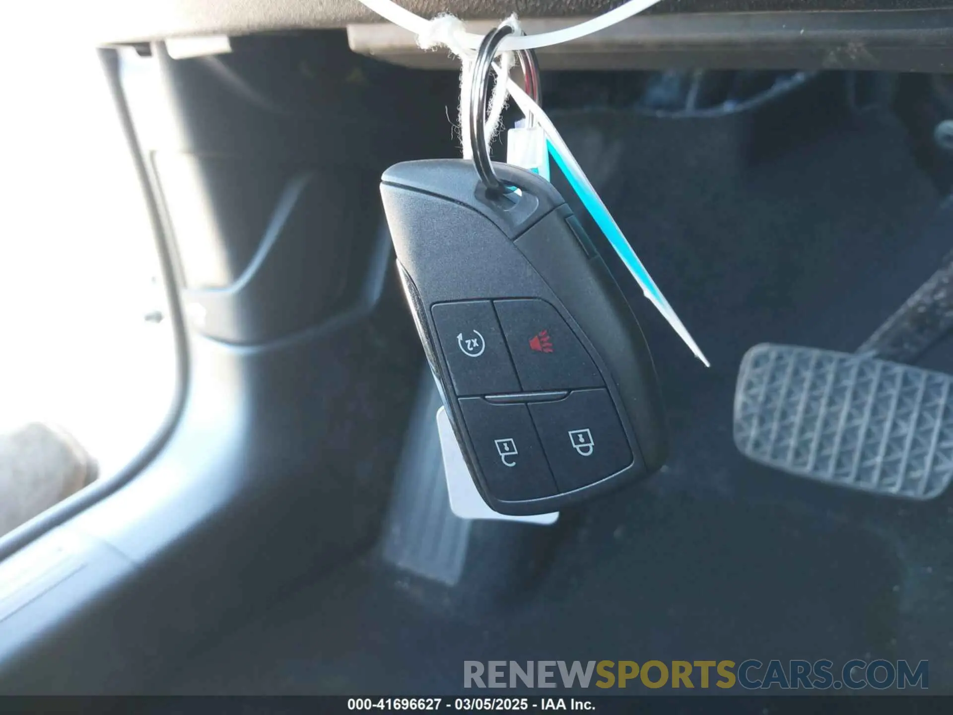 11 Photograph of a damaged car 3GN7DLRP7SS163767 CHEVROLET EQUINOX EV 2025