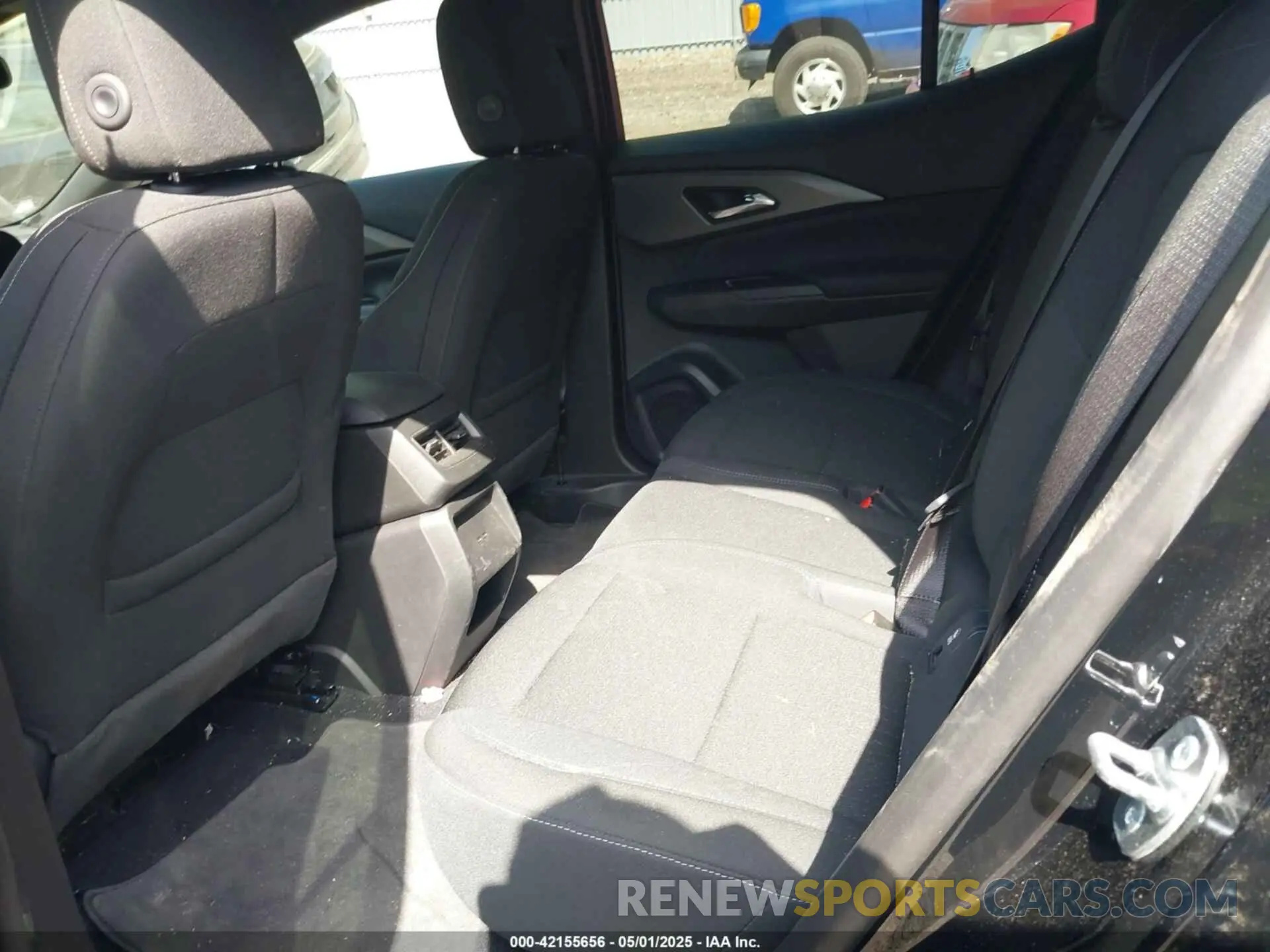 8 Photograph of a damaged car 3GN7DLRP8SS142670 CHEVROLET EQUINOX EV 2025