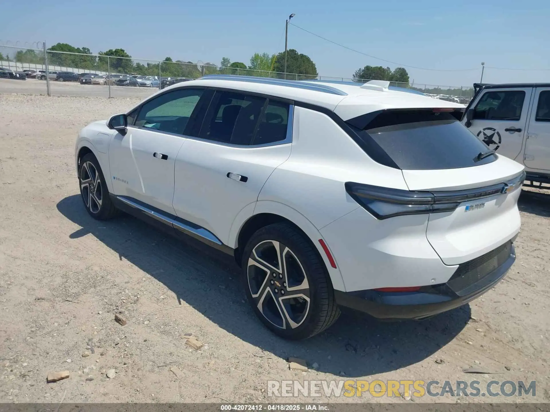 3 Photograph of a damaged car 3GN7DLRP9SS111427 CHEVROLET EQUINOX EV 2025
