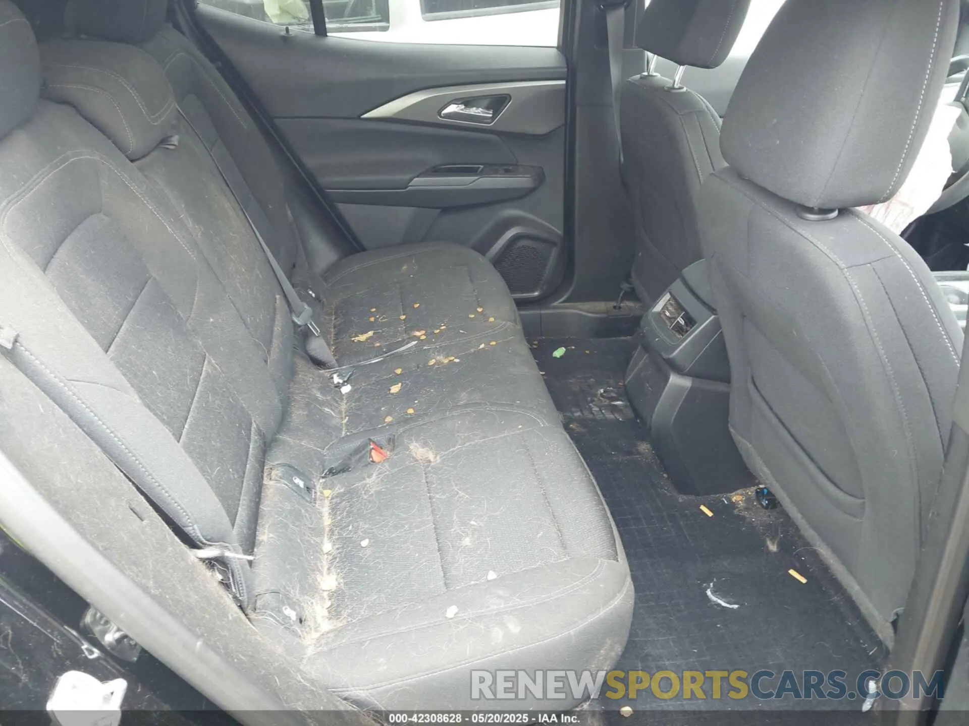 8 Photograph of a damaged car 3GN7DLRPXSS118287 CHEVROLET EQUINOX EV 2025