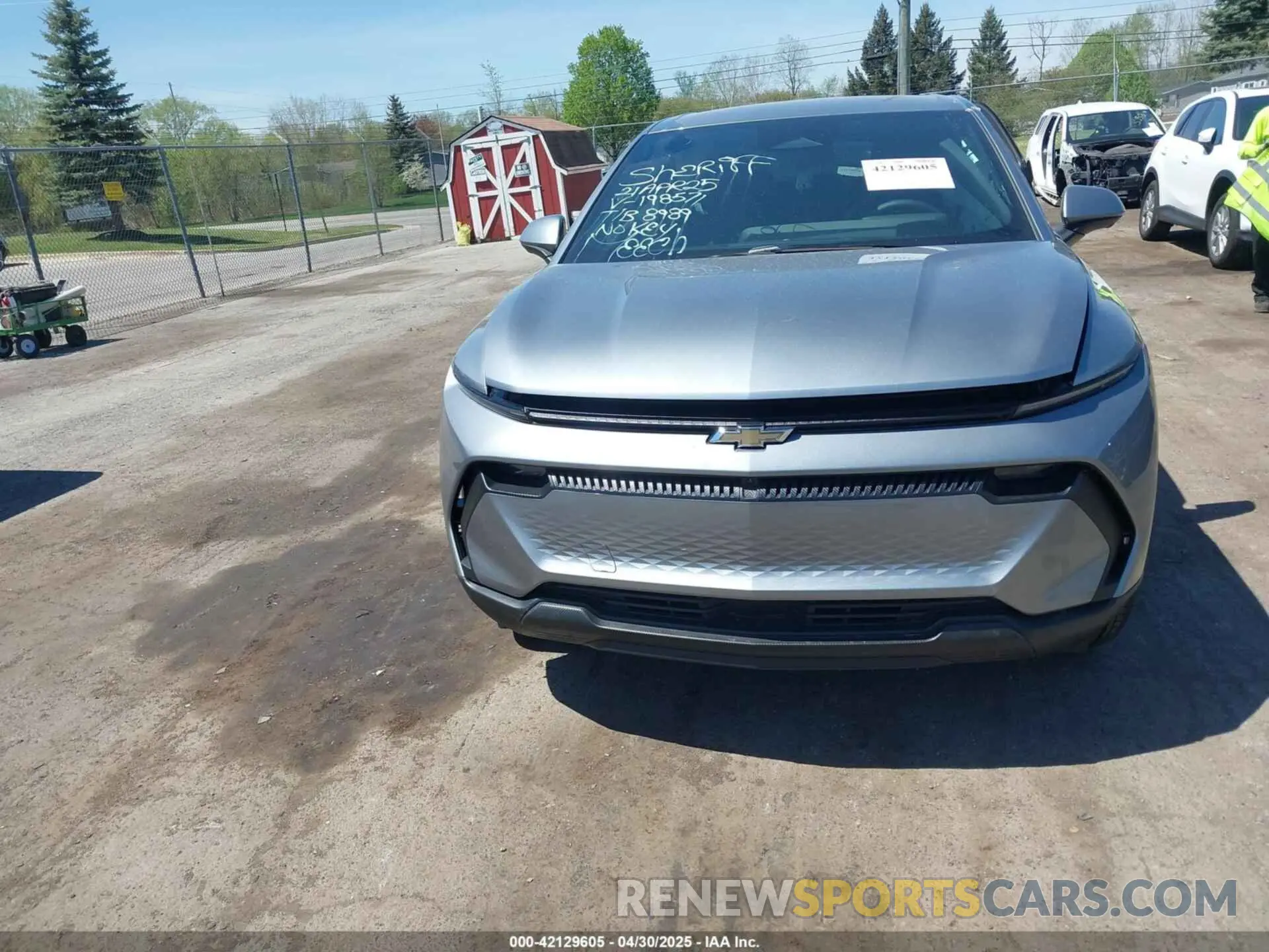 11 Photograph of a damaged car 3GN7DLRR9SS198571 CHEVROLET EQUINOX EV 2025