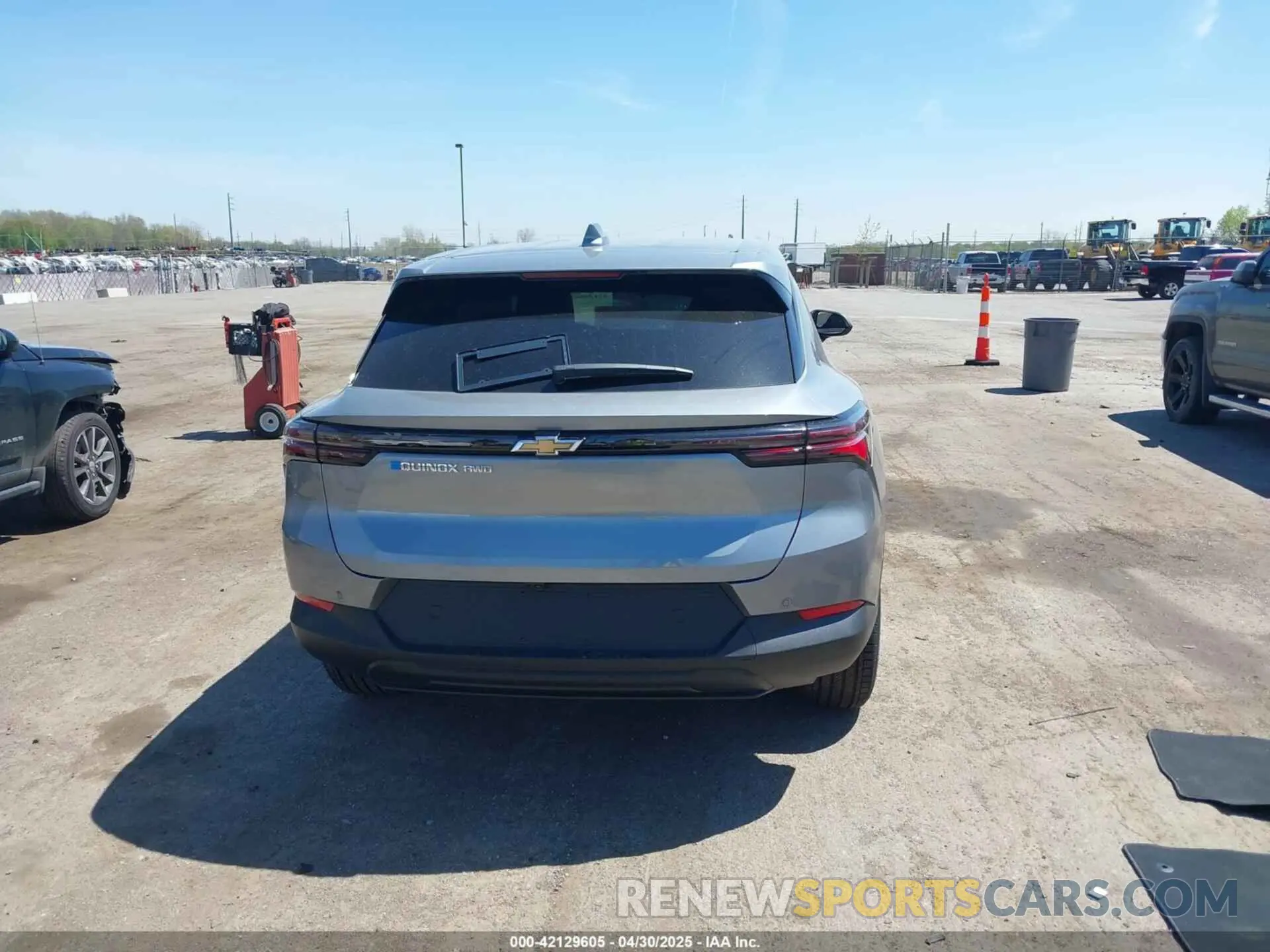 15 Photograph of a damaged car 3GN7DLRR9SS198571 CHEVROLET EQUINOX EV 2025