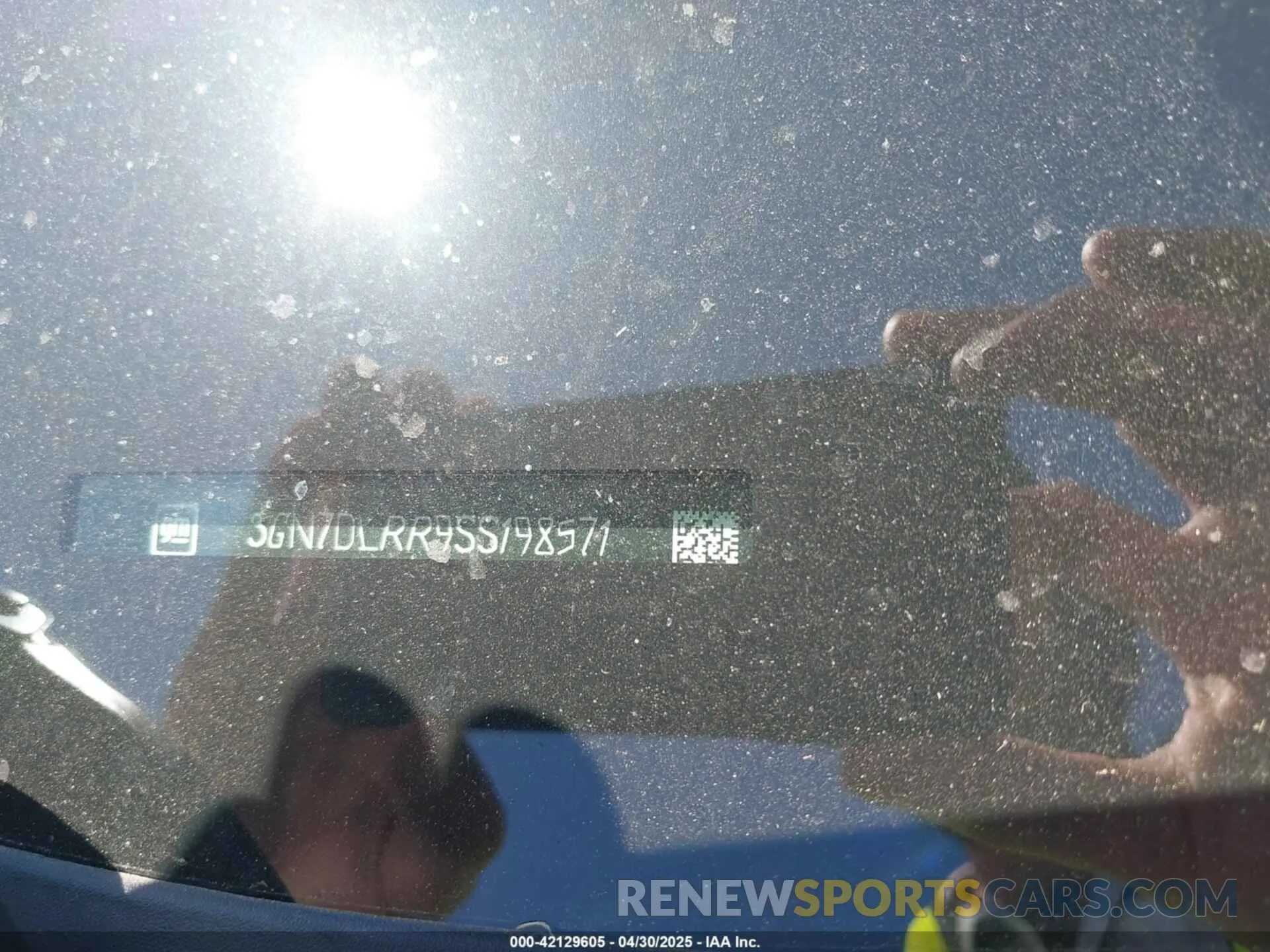 9 Photograph of a damaged car 3GN7DLRR9SS198571 CHEVROLET EQUINOX EV 2025