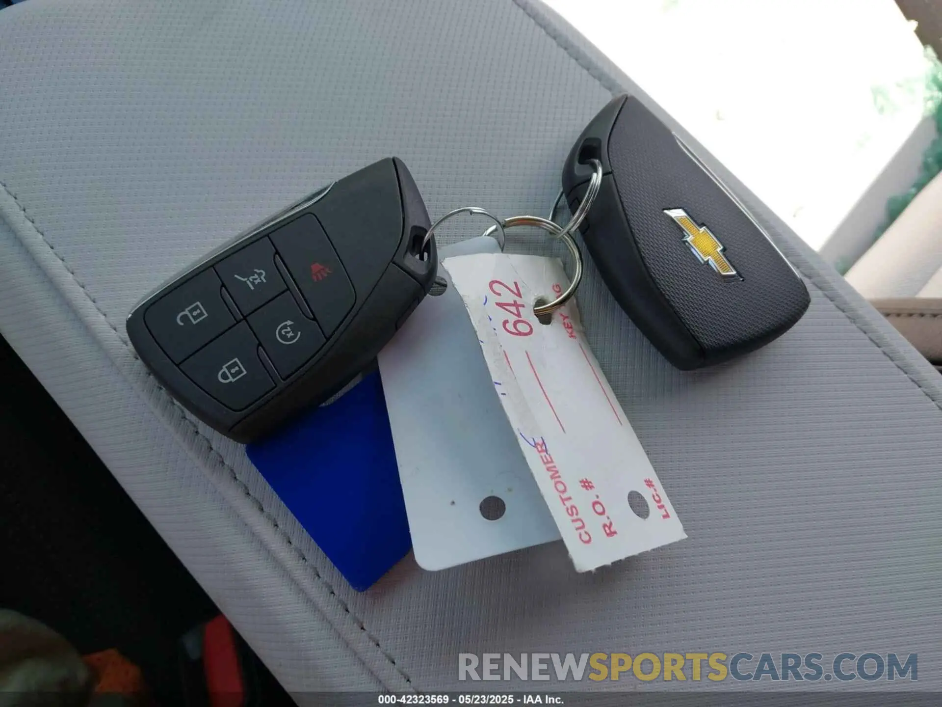 11 Photograph of a damaged car 3GN7DNRP3SS203130 CHEVROLET EQUINOX EV 2025