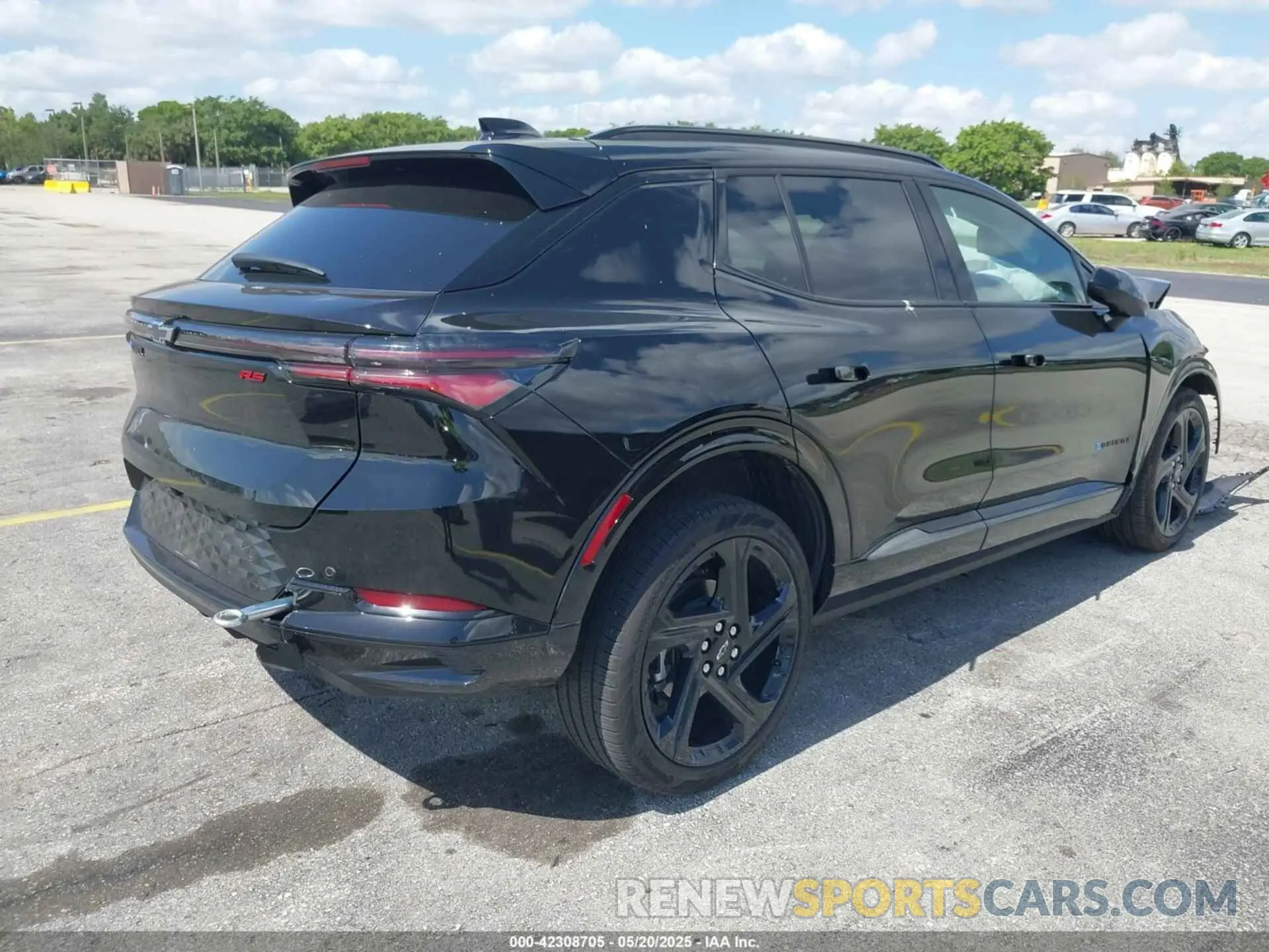 4 Photograph of a damaged car 3GN7DSRP5SS157203 CHEVROLET EQUINOX EV 2025