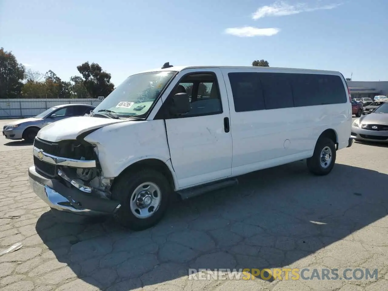 1 Photograph of a damaged car 1GAZGPFG0K1196401 CHEVROLET EXPRESS 2019